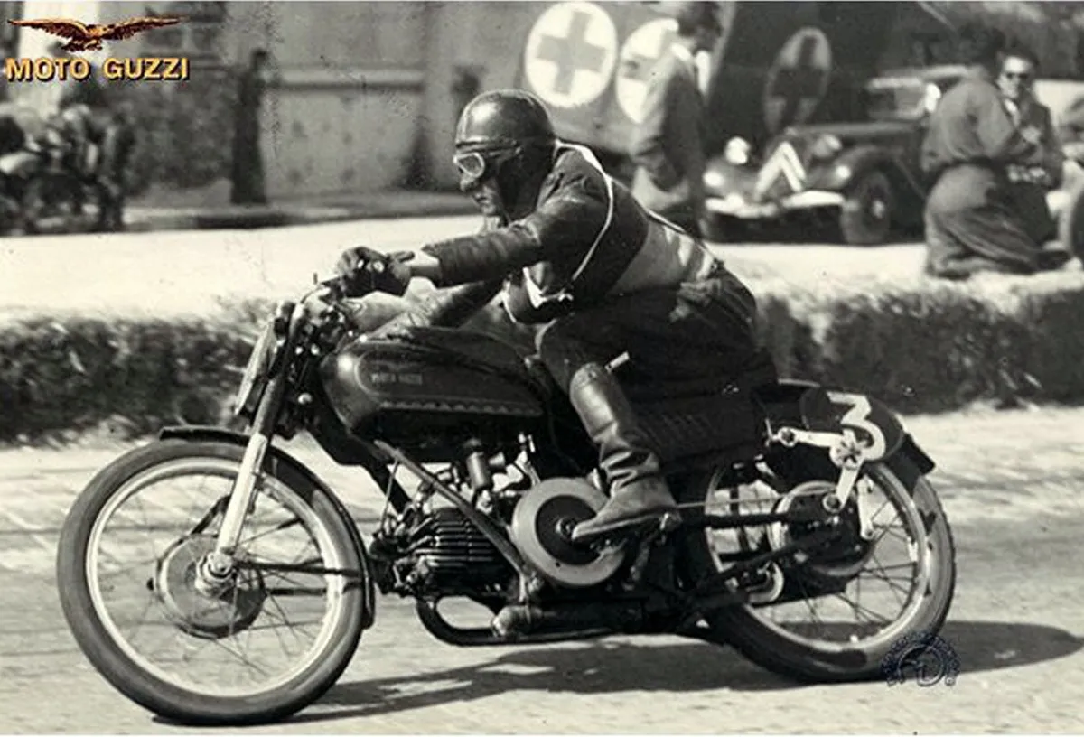 Jean Behra guzzi 500 dondolino sulle stradine del Principato di Monaco