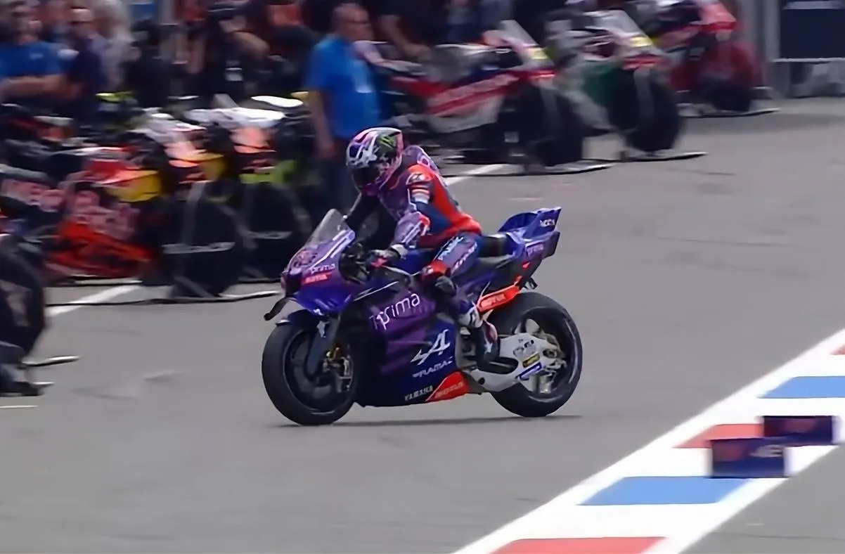 miller-ritiro-motogp-sprint-assen