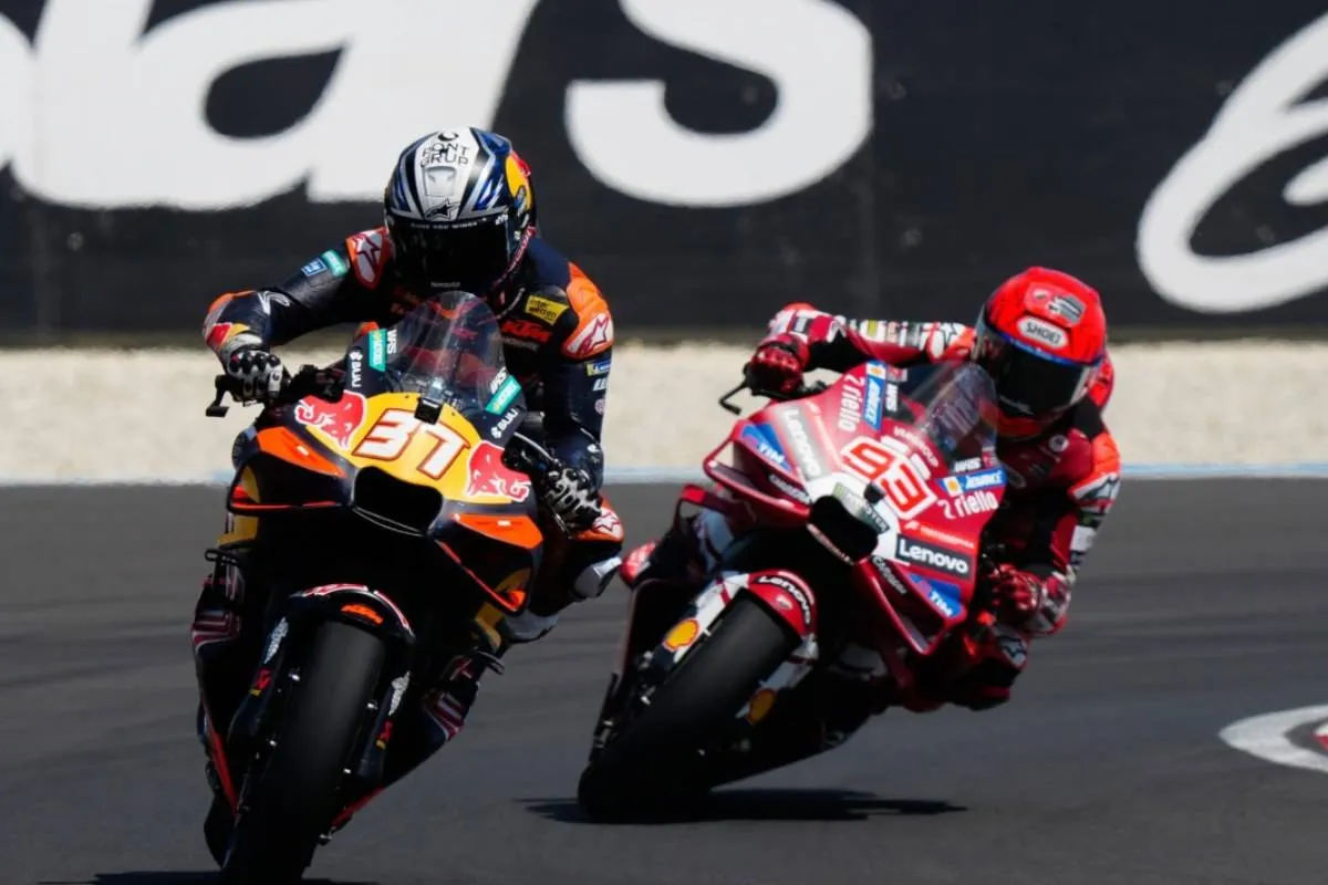 Pedro Acosta e Marc Marquez