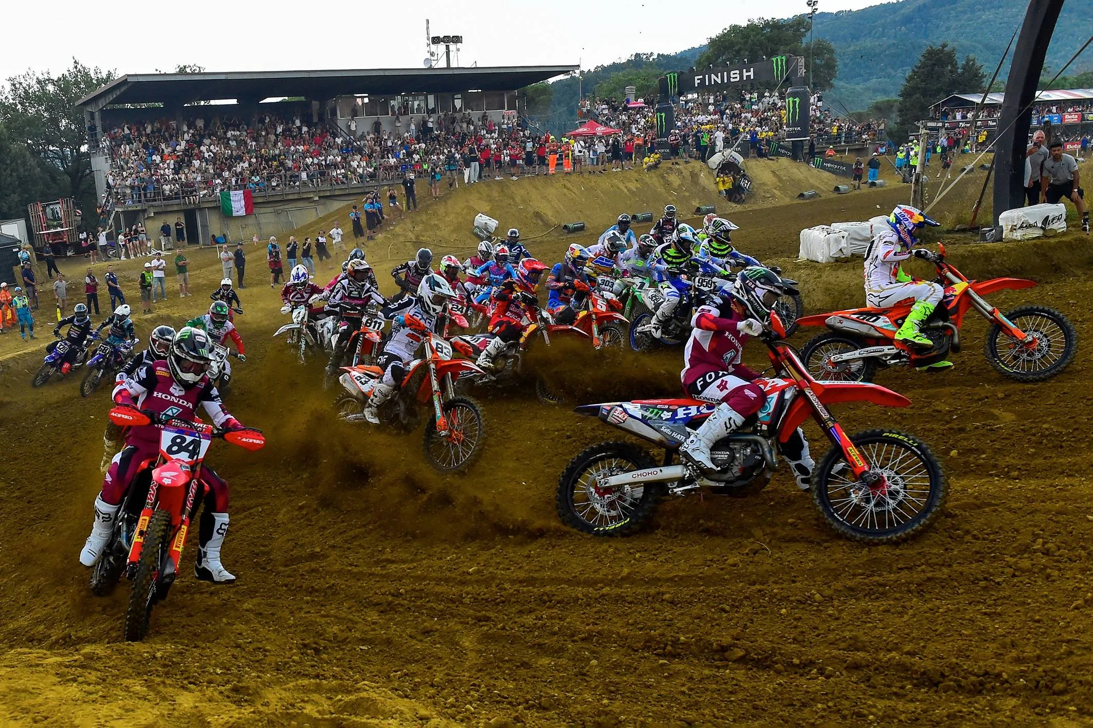 MXGP-START-MOTOCROSS