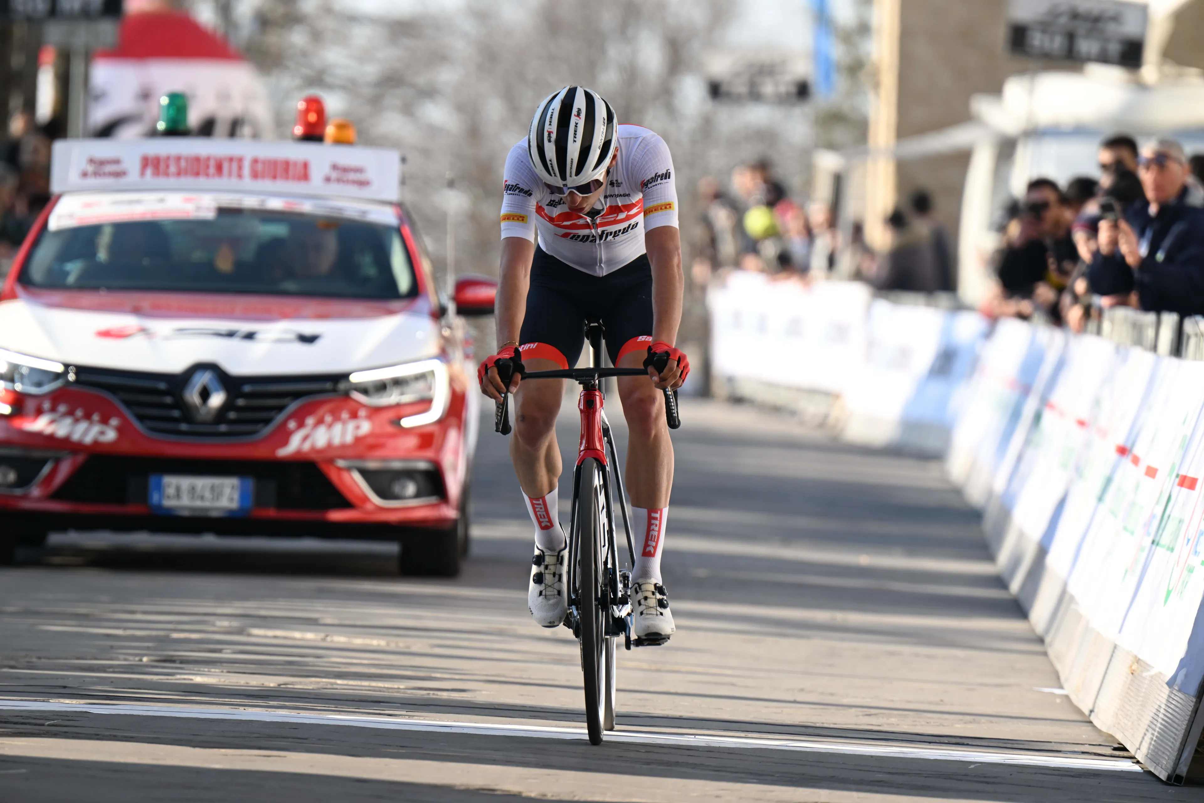 Eddie Dunbar wins Tour de Hongrie as Antonio Tiberi wins queen stage
