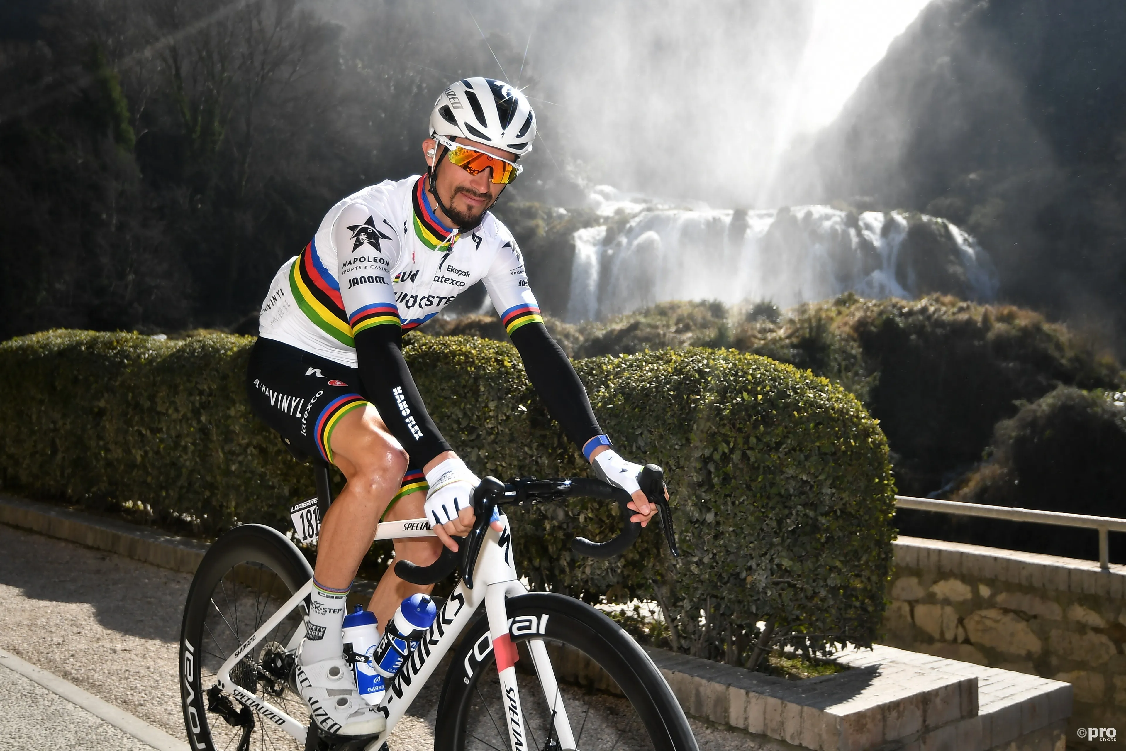 Julian Alaphilippe out of Milano-Sanremo with illness, Fabio Jakobsen steps in