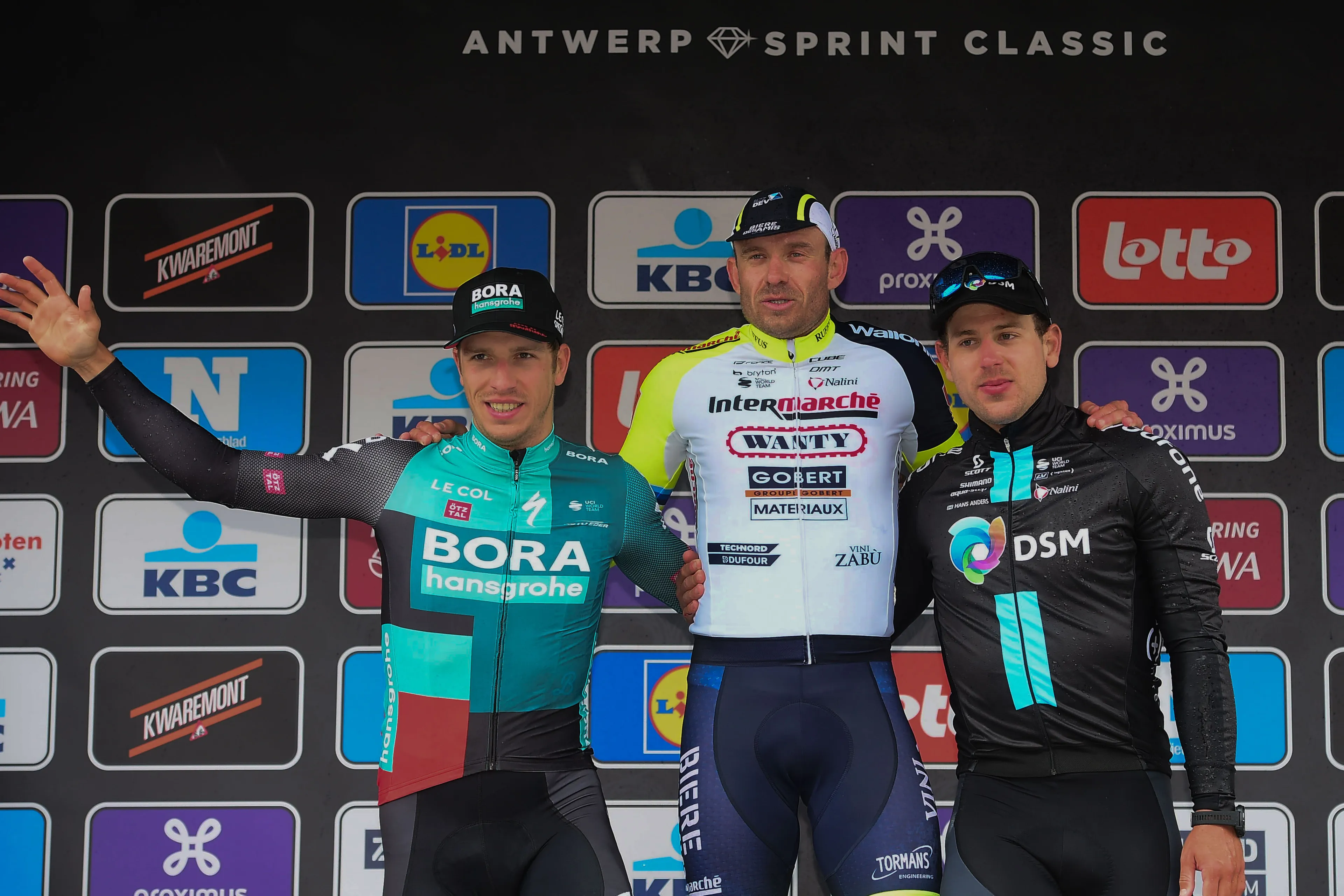 Tour of Turkey: Sam Welsford wins stage five sprint