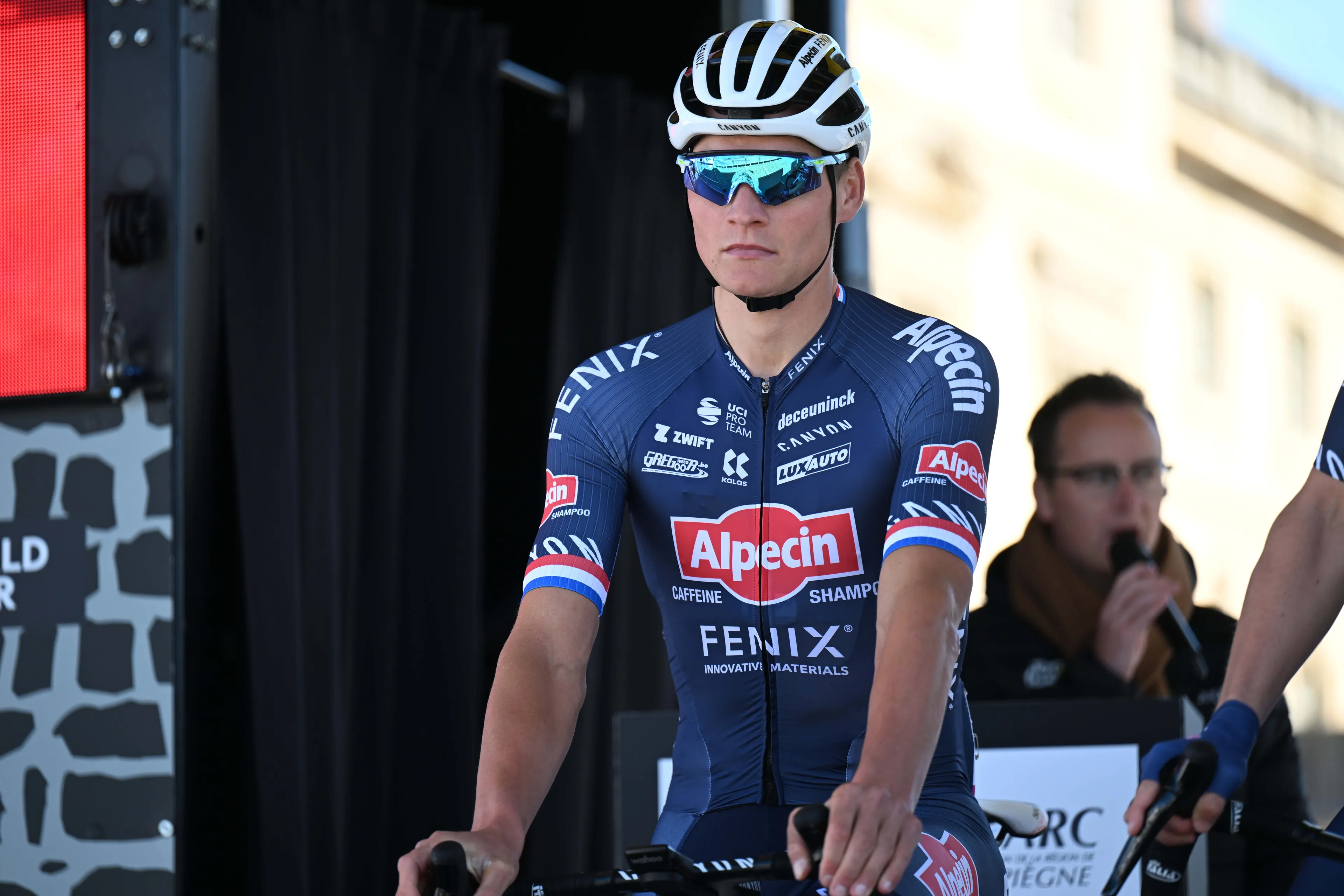 Hotel where Mathieu van der Poel stayed during World Championships flooded with bad reviews