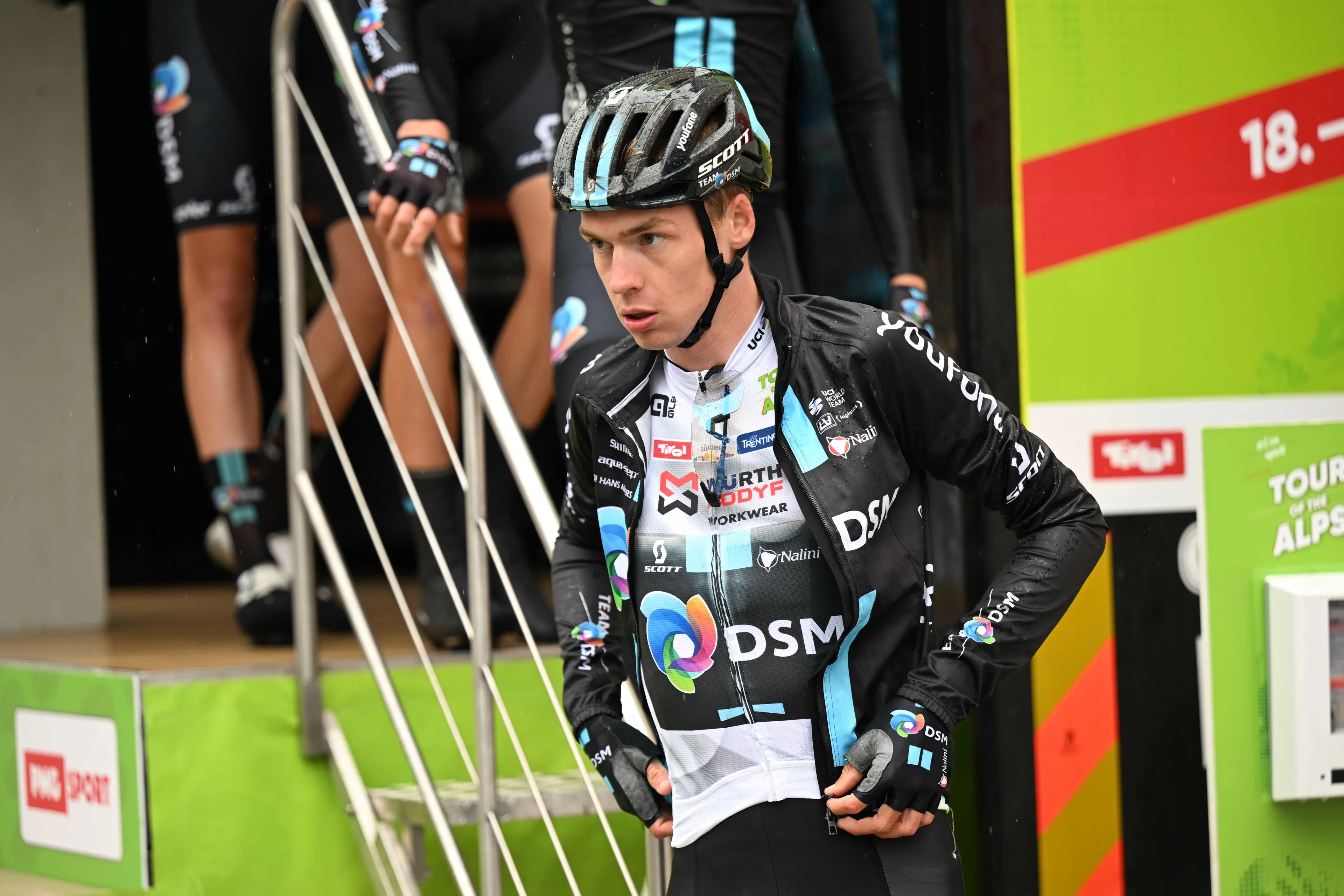 Thymen Arensman wishes Dumoulin would have stuck around longer - "I would have loved to learn from Tom"
