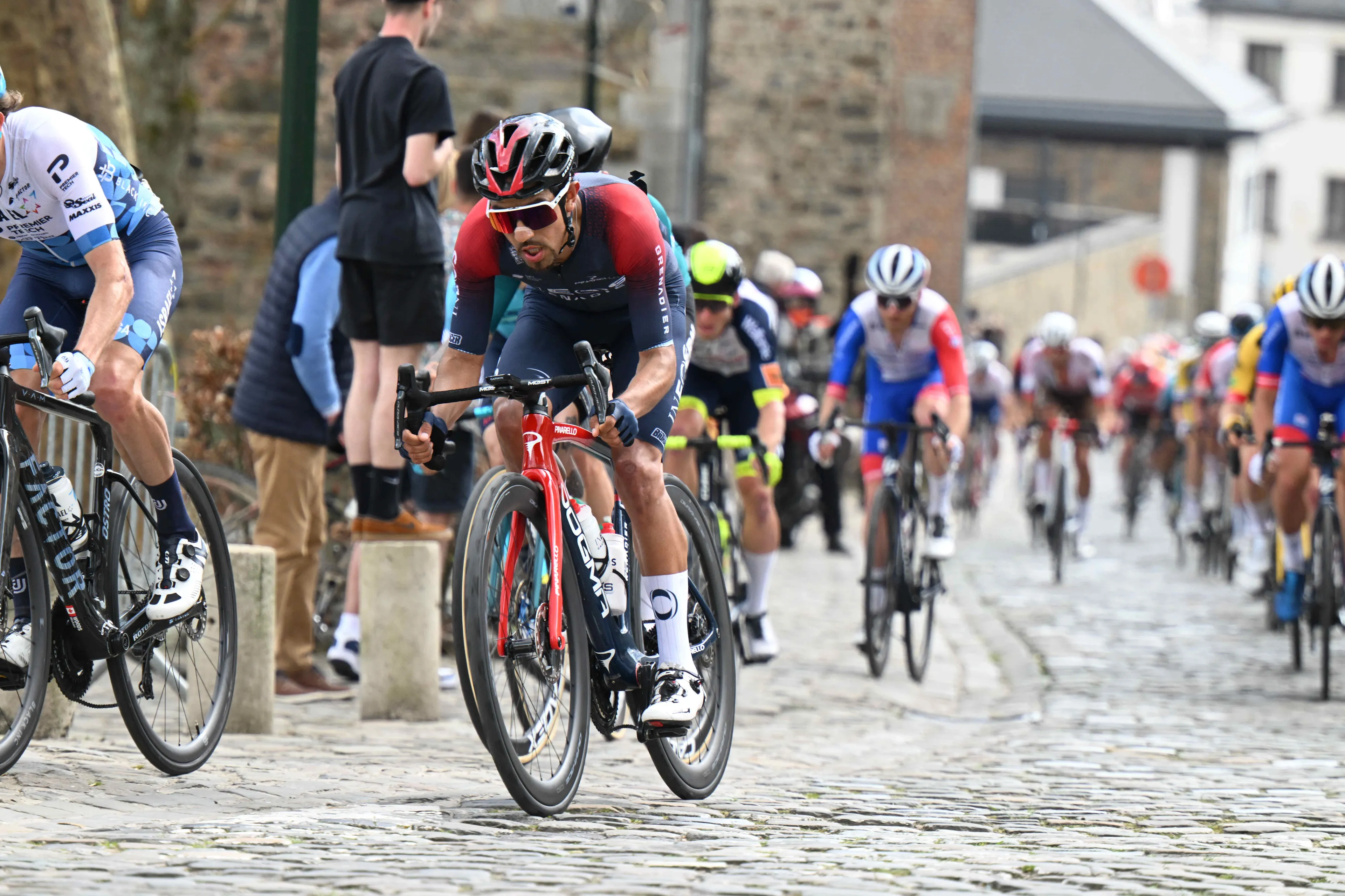 Daniel Martínez confident that he "can compete with the Slovenians" at the Tour de France.