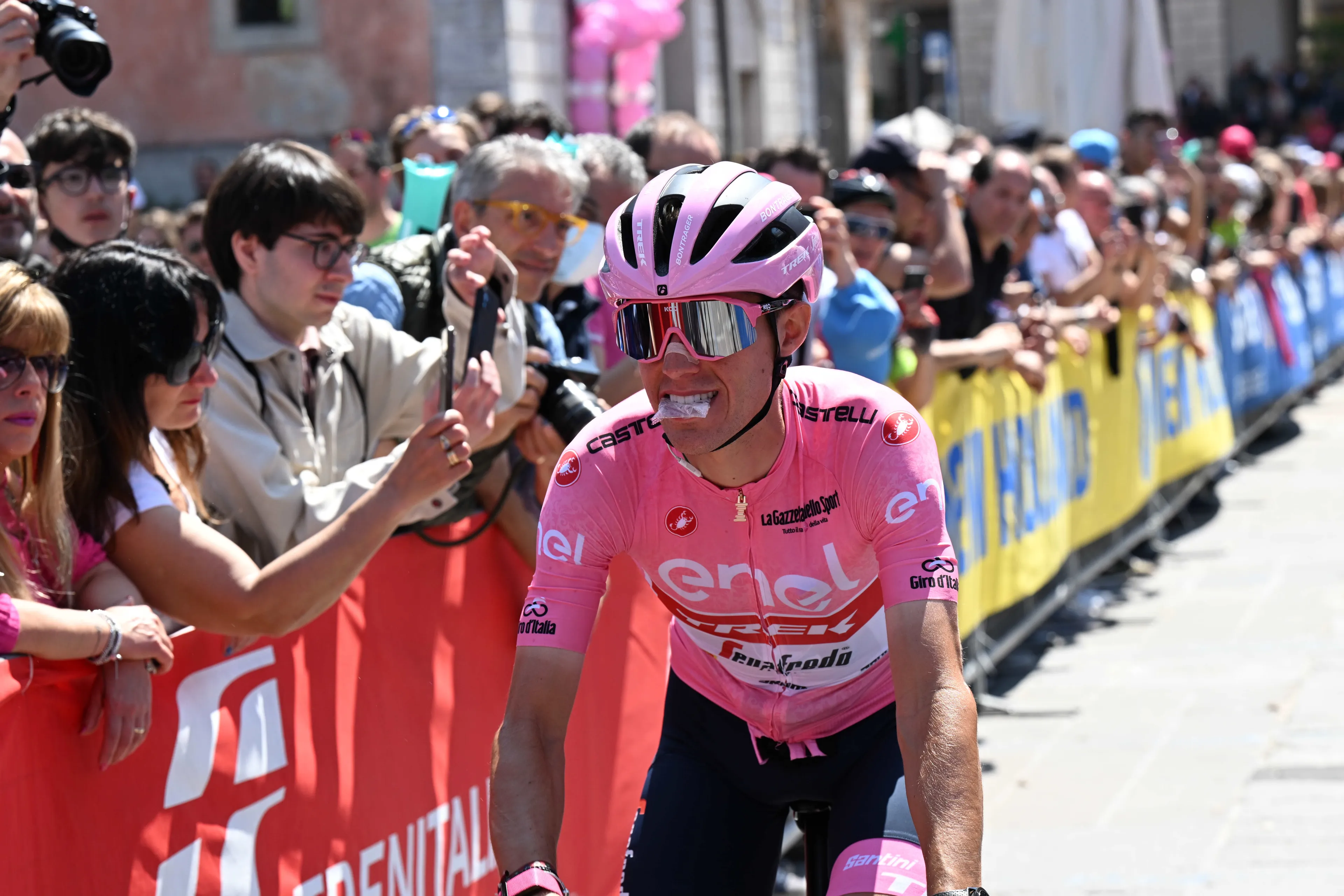 Juan Pedro López: "I'd like to keep the pink, but I'm still thinking about a possible stage win"