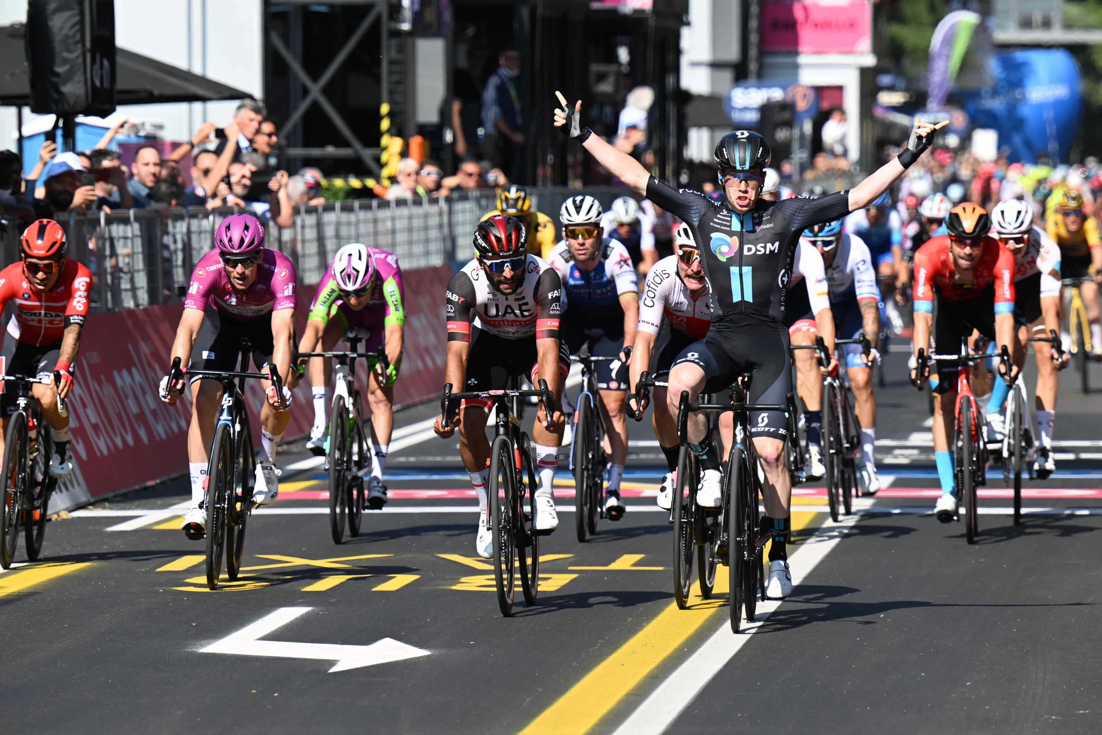 Victory for Alberto Dainese on stage 1 of the Arctic Race of Norway