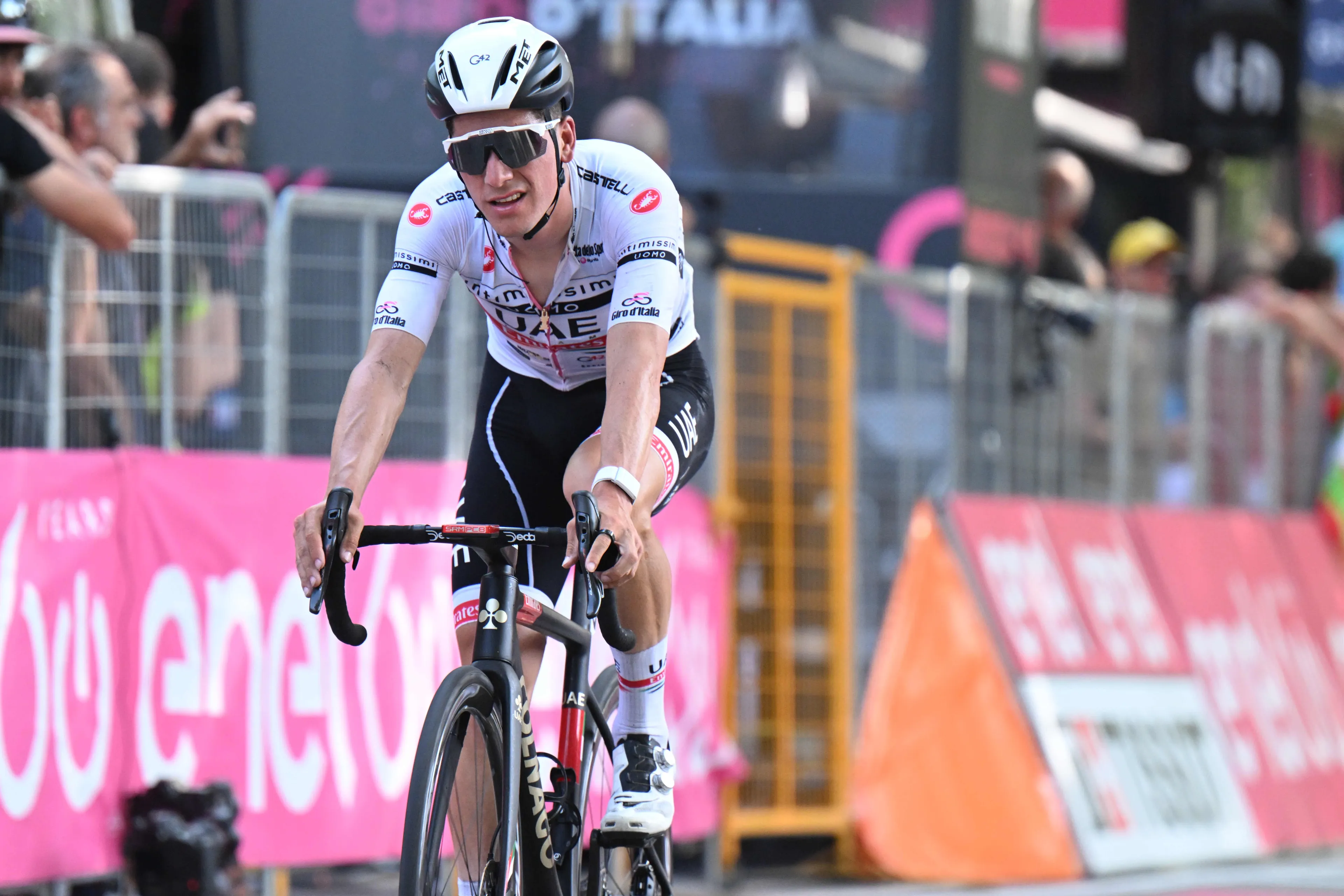 João Almeida not worried about small time loss in Torino: "The gaps in the overall classification are still quite small so everything is possible"
