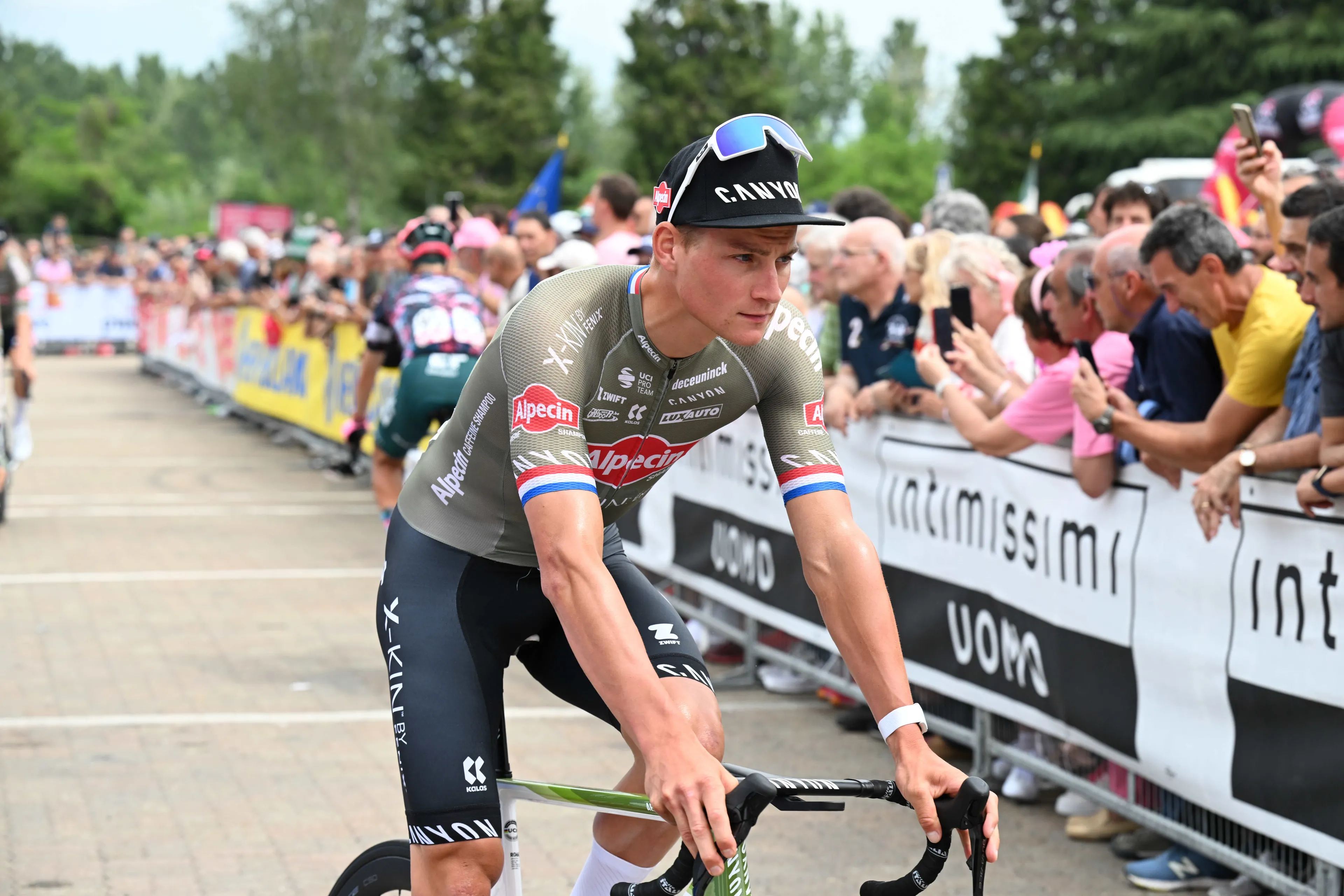 "I will definitely not go on until I’m 40 years old" - Van der Poel shares Pogacar's worries on longevity