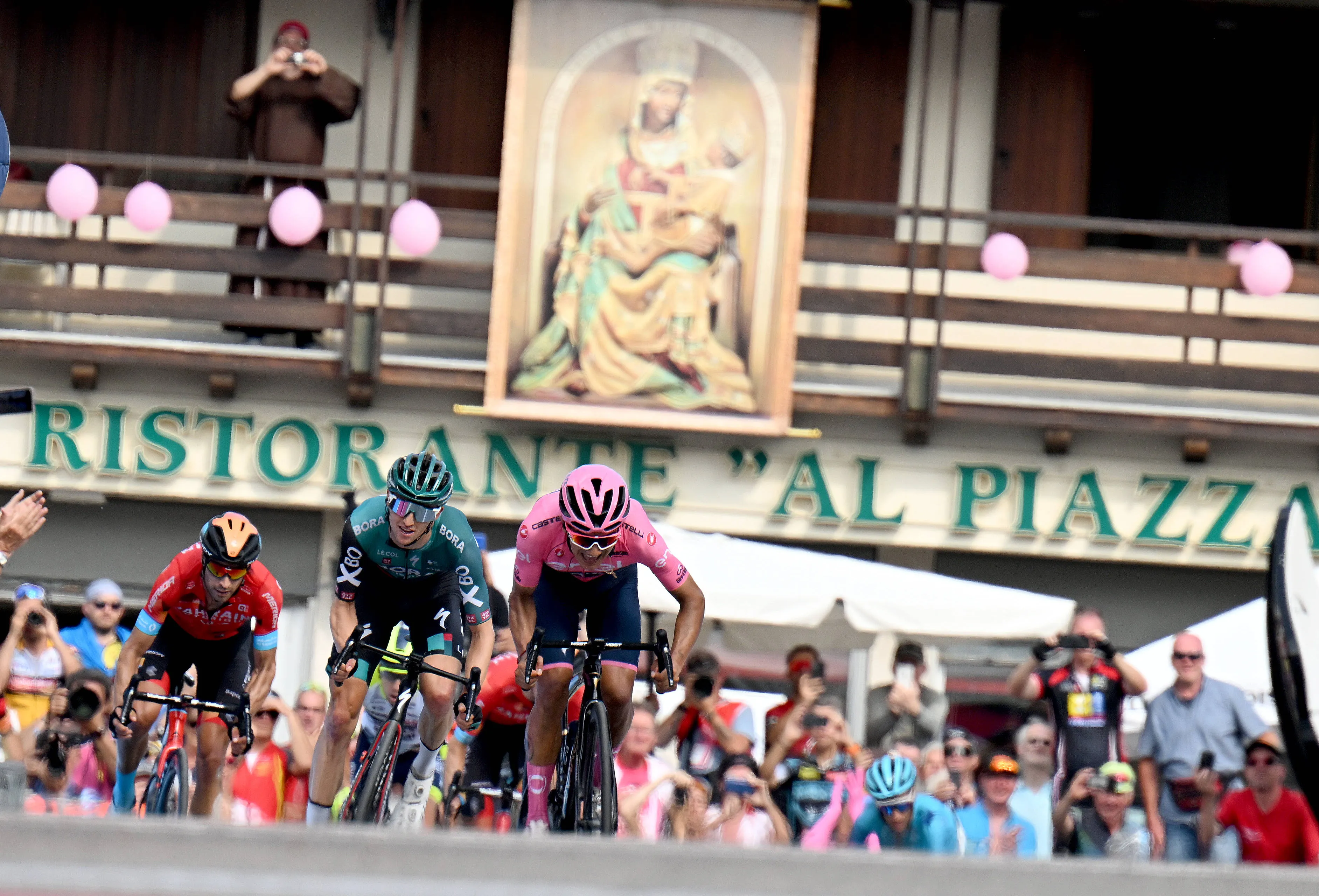 TV Guide - Where and When to watch Giro d'Italia 2023