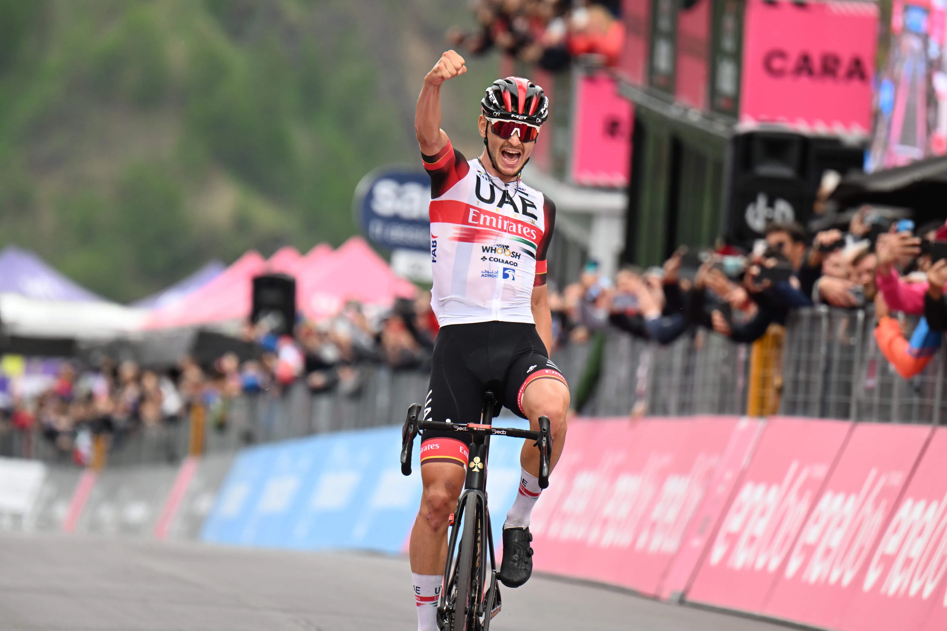 Alessandro Covi "pushed on without worrying about the legs" into epic stage win at Passo Fedaia