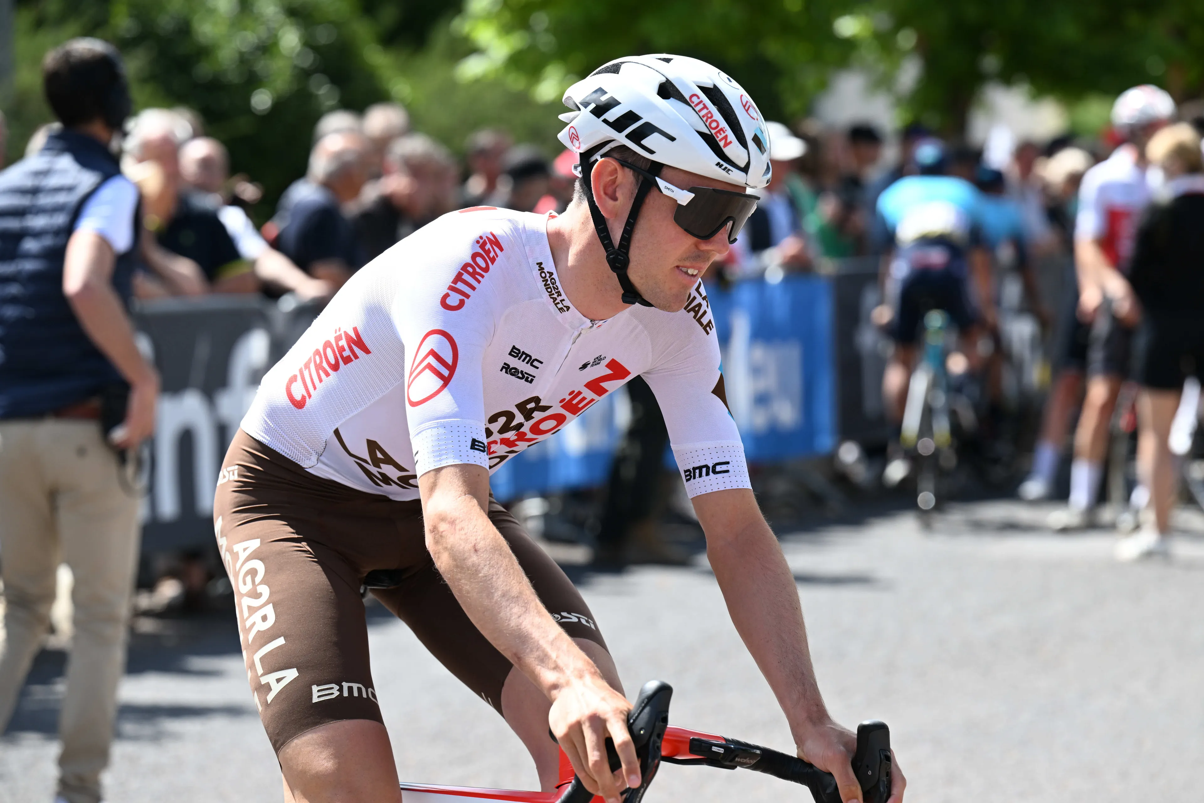 Tour de France cobbles strike fear into Ben O'Connor - "I will be sh**ting myself"
