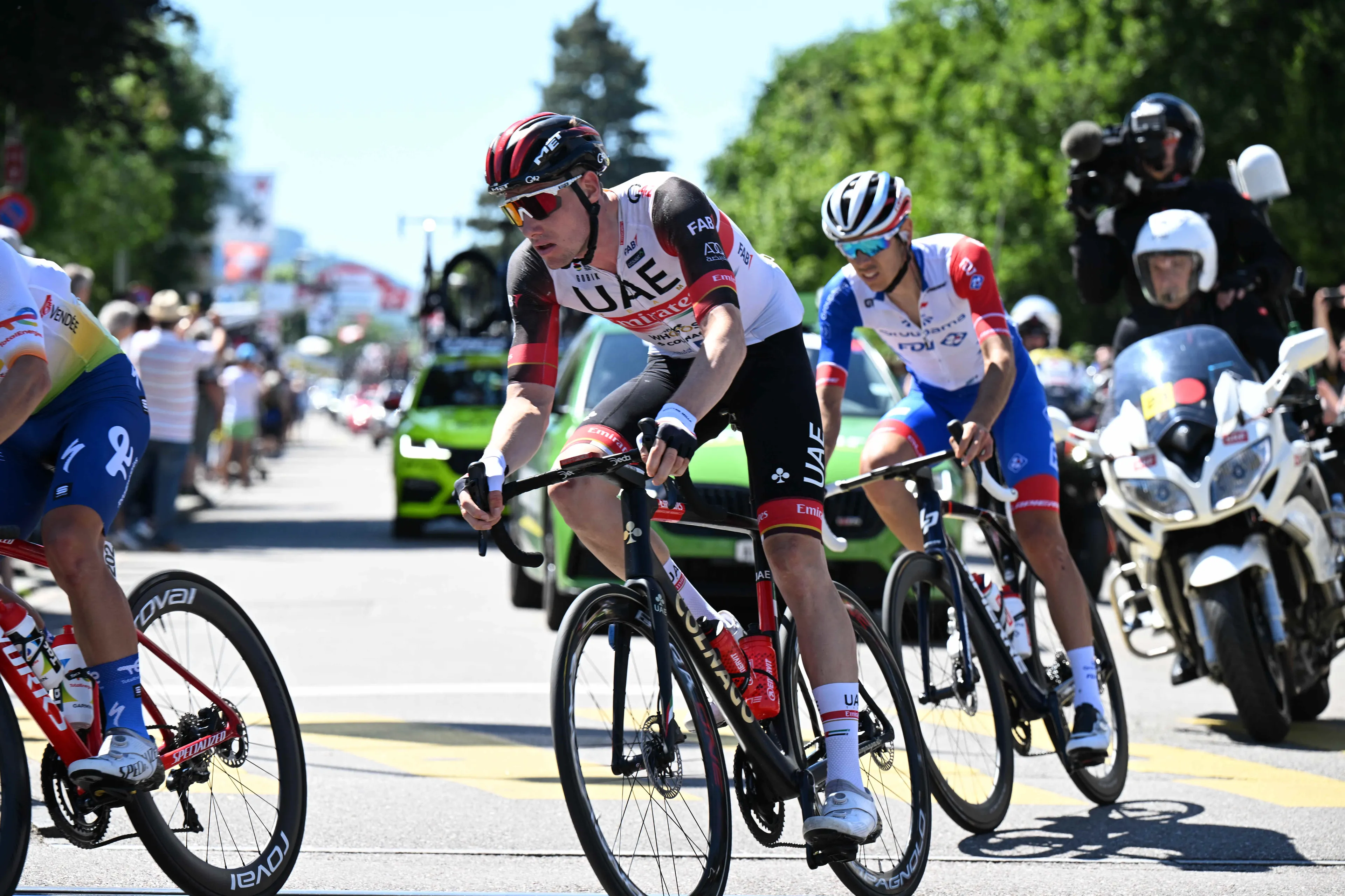 Joel Suter takes the peloton by surprise and rides to solo breakaway win on stage 2 of the Giro di Sicilia