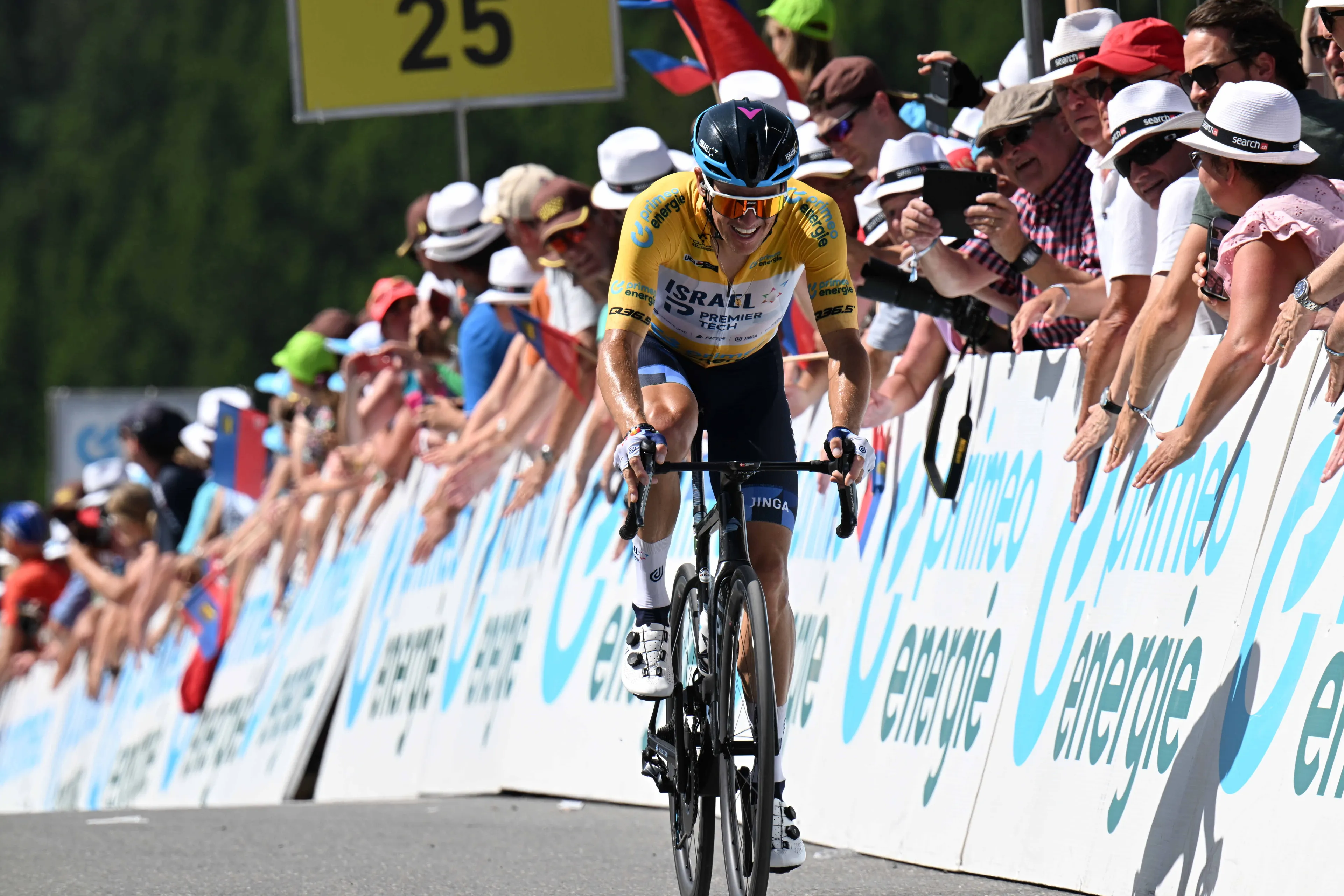 Jakob Fuglsang: "Geraint Thomas stayed glued to my wheel"