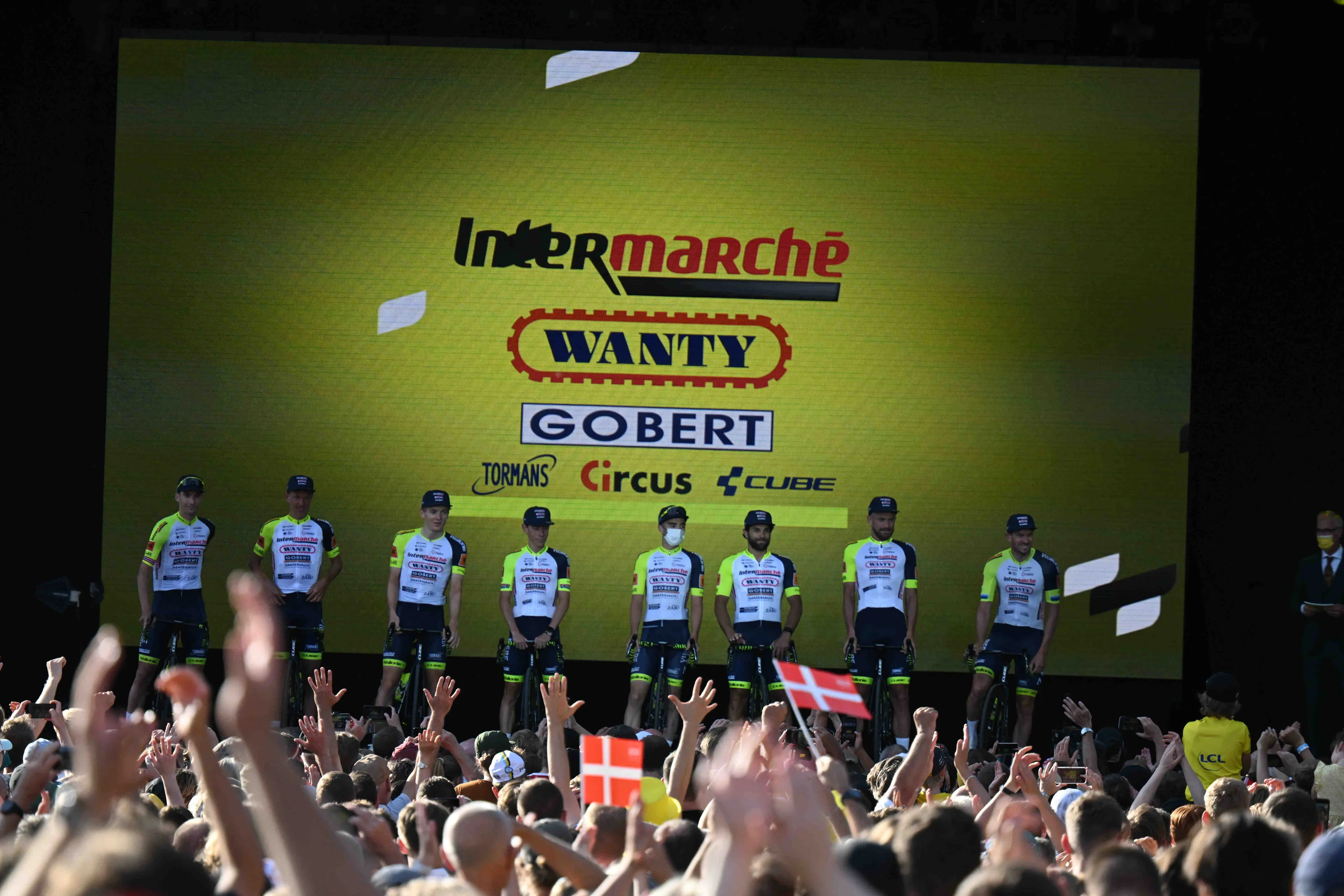 "The door absolutely remains open" for Tom Dumoulin at Intermarché, however for management role