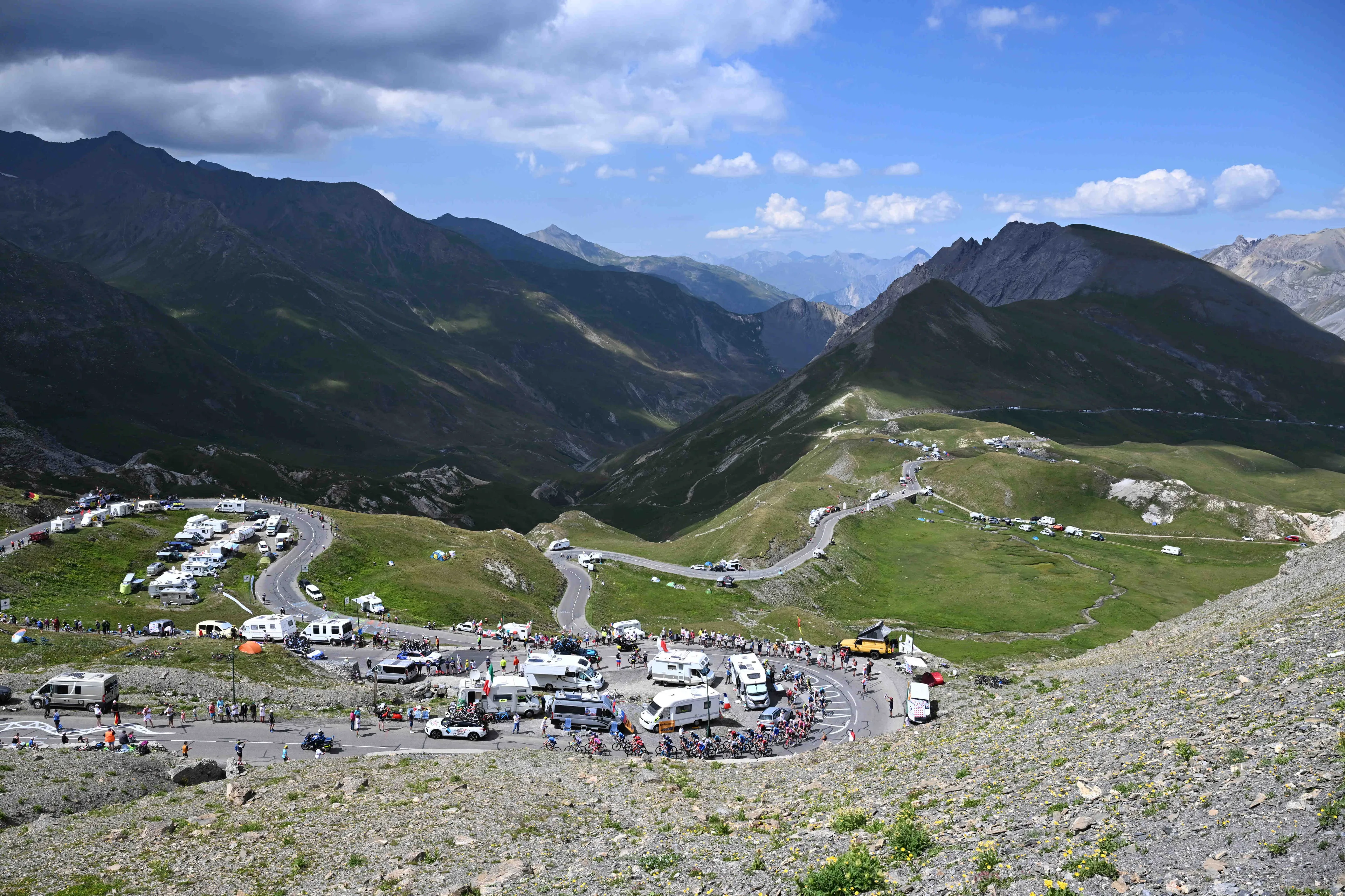 Um ciclista amador canadiano rebentou o KOM do Strava de Vincenzo Nibali no Mortirolo: "Só quero uma oportunidade numa equipa do World Tour"