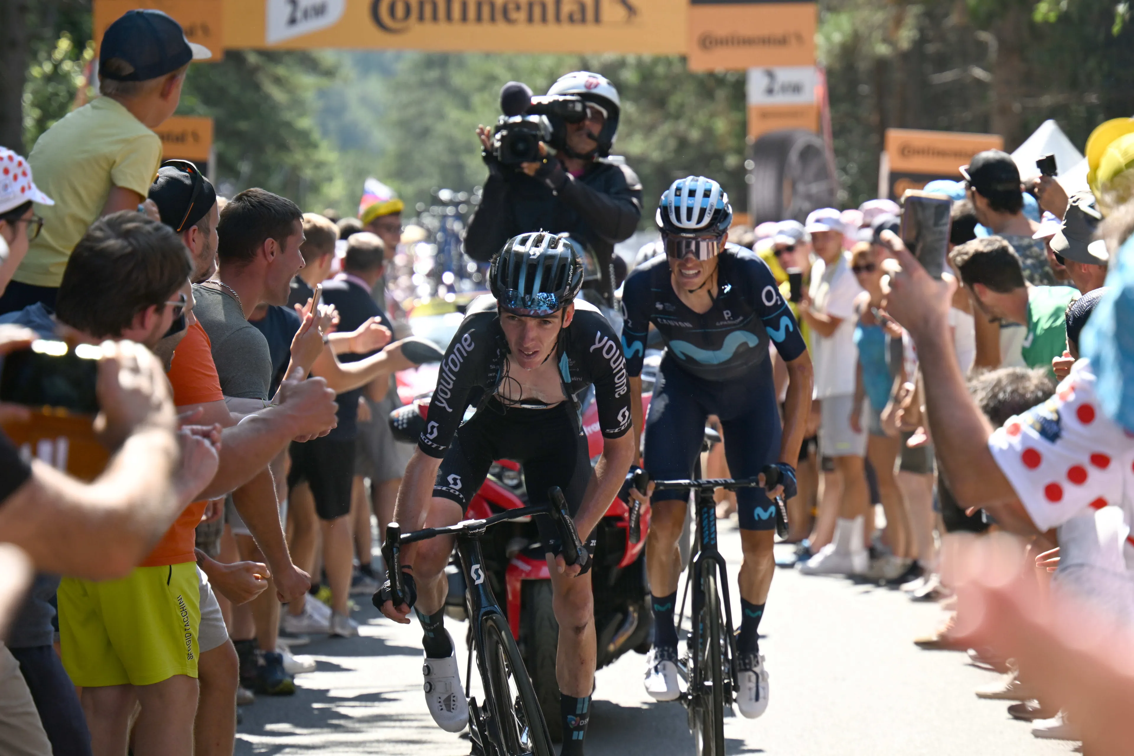 "There was a generation that could never express itself" - Romain Bardet talks about struggles against new generation