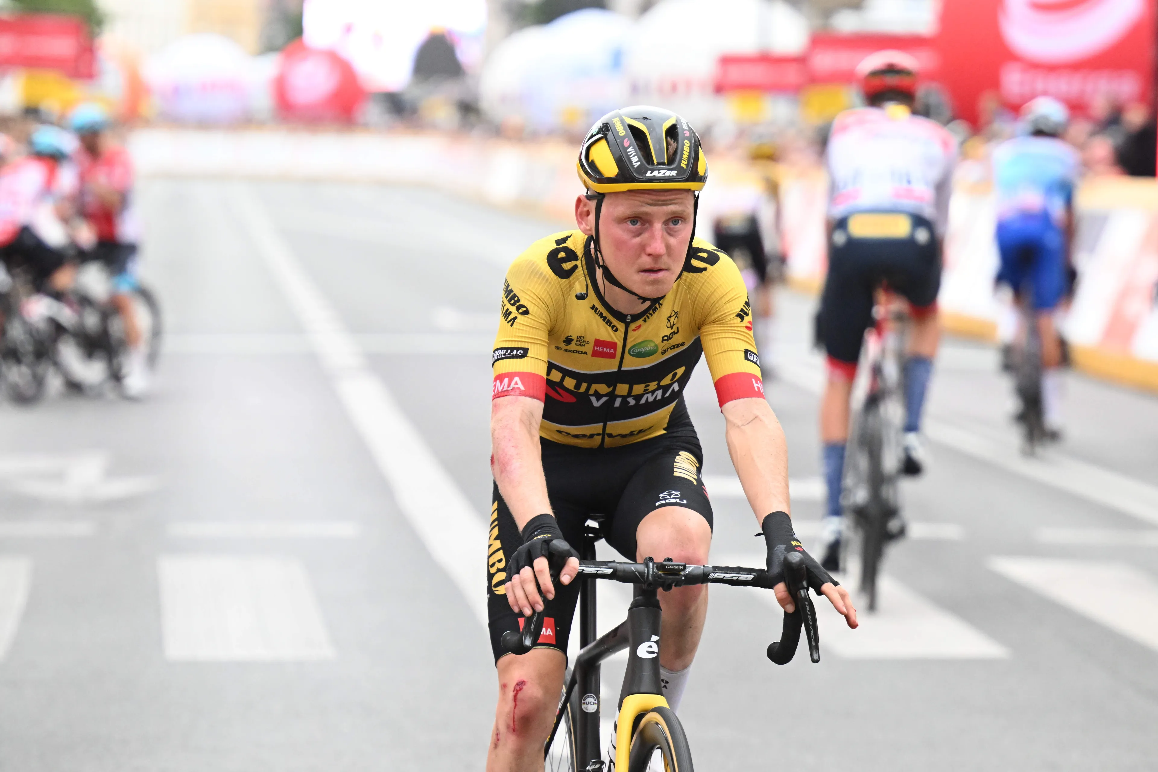 Amstel Gold Race "quickly went downhill" for Jumbo-Visma according to Sam Oomen