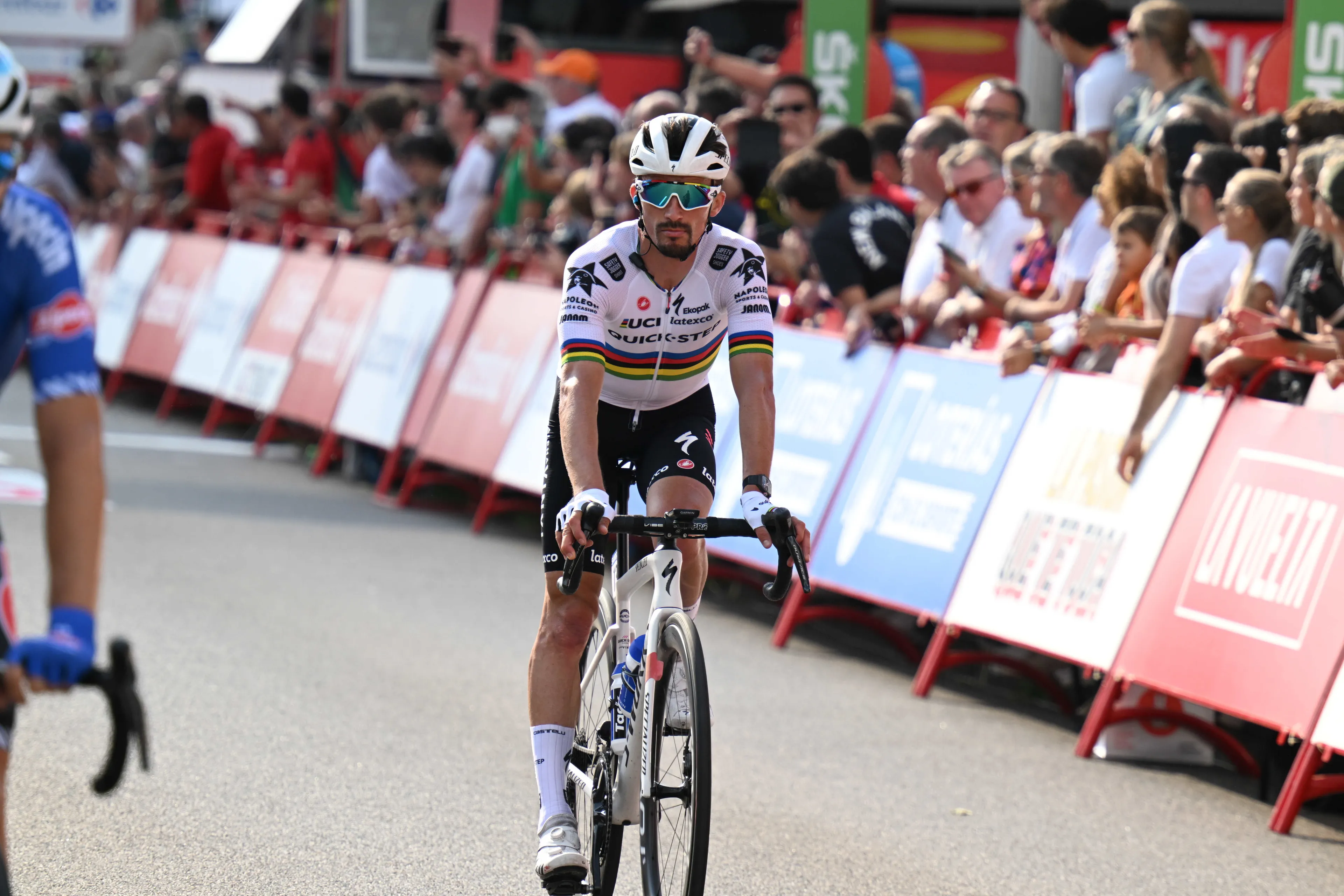 "it will take a while before he is back to his level" - Quick-Step look back on Julian Alaphilippe's underwhelming first days at Vuelta