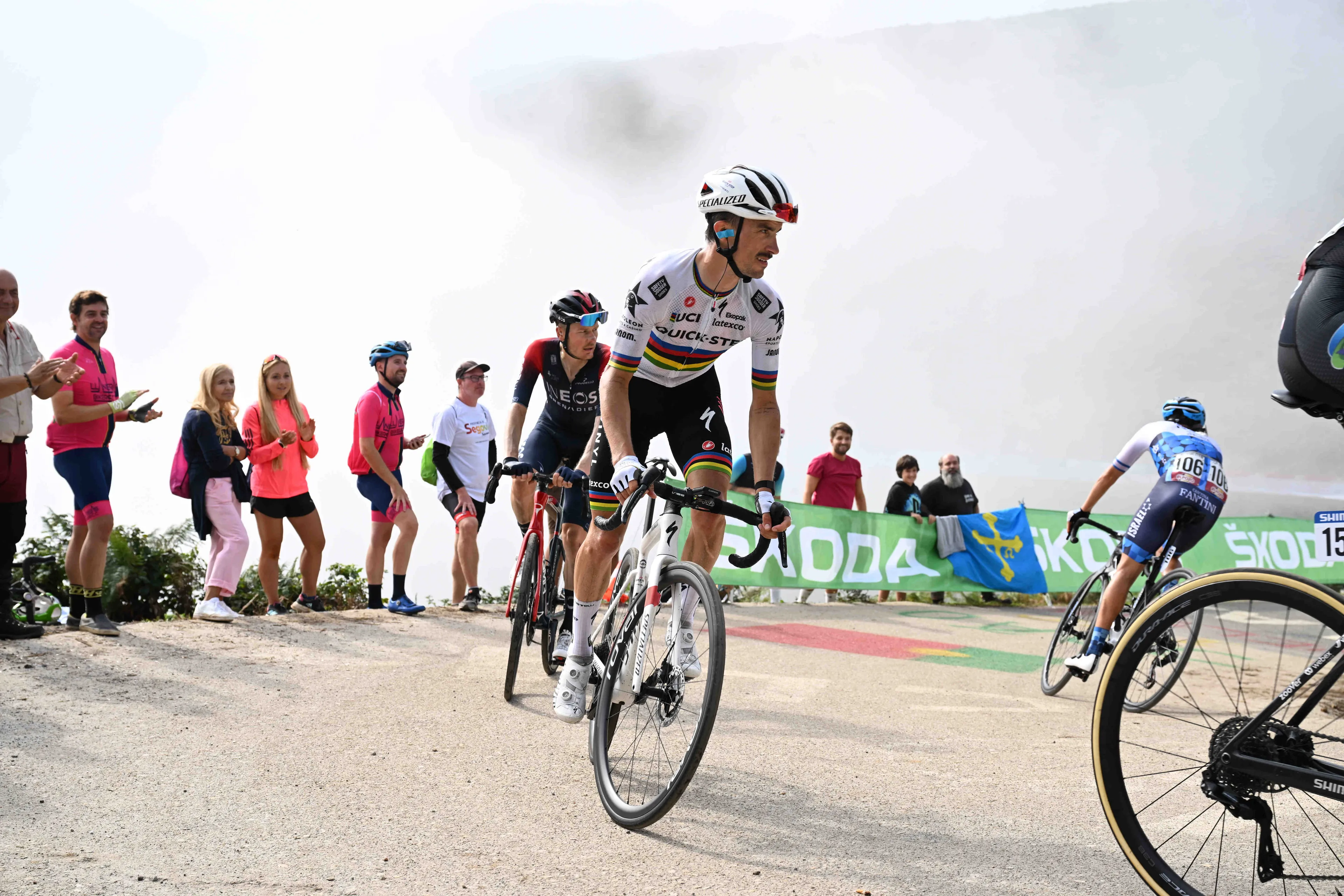 Julian Alaphilippe ready to resume training in rollers following shoulder injury