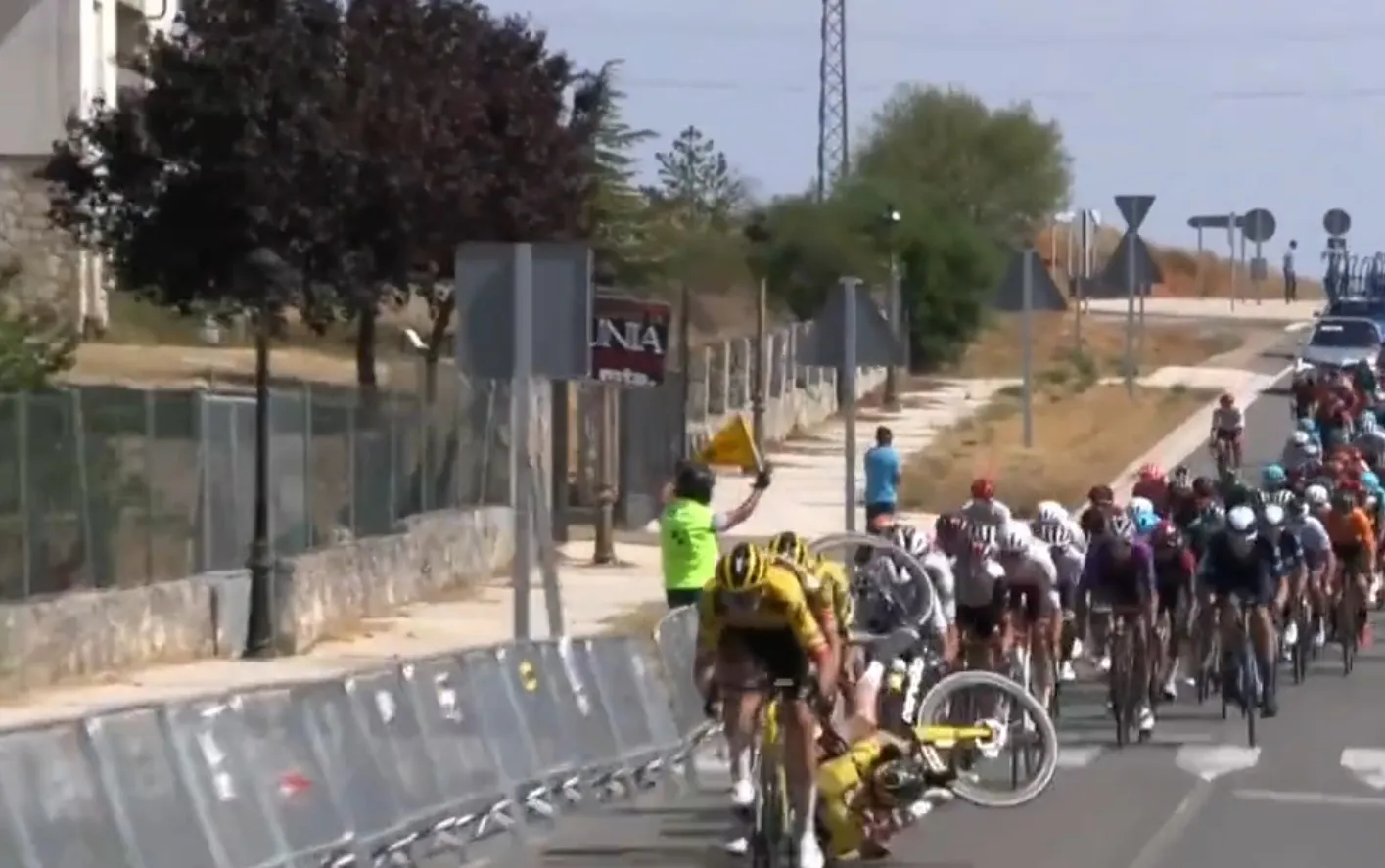 "I lost complete control" - David Dekker on brutal Vuelta a Burgos crash