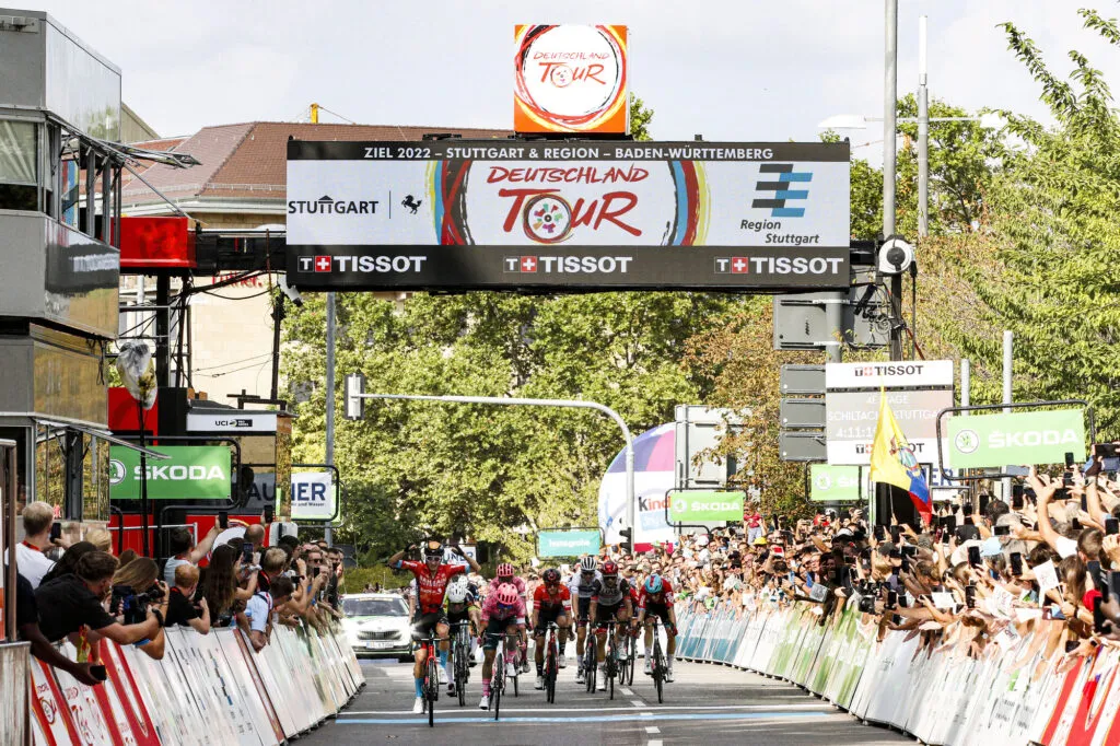 Deutschland Tour: Pello Bilbao wins reduced GC sprint to win final stage as Adam Yates secures GC sucess