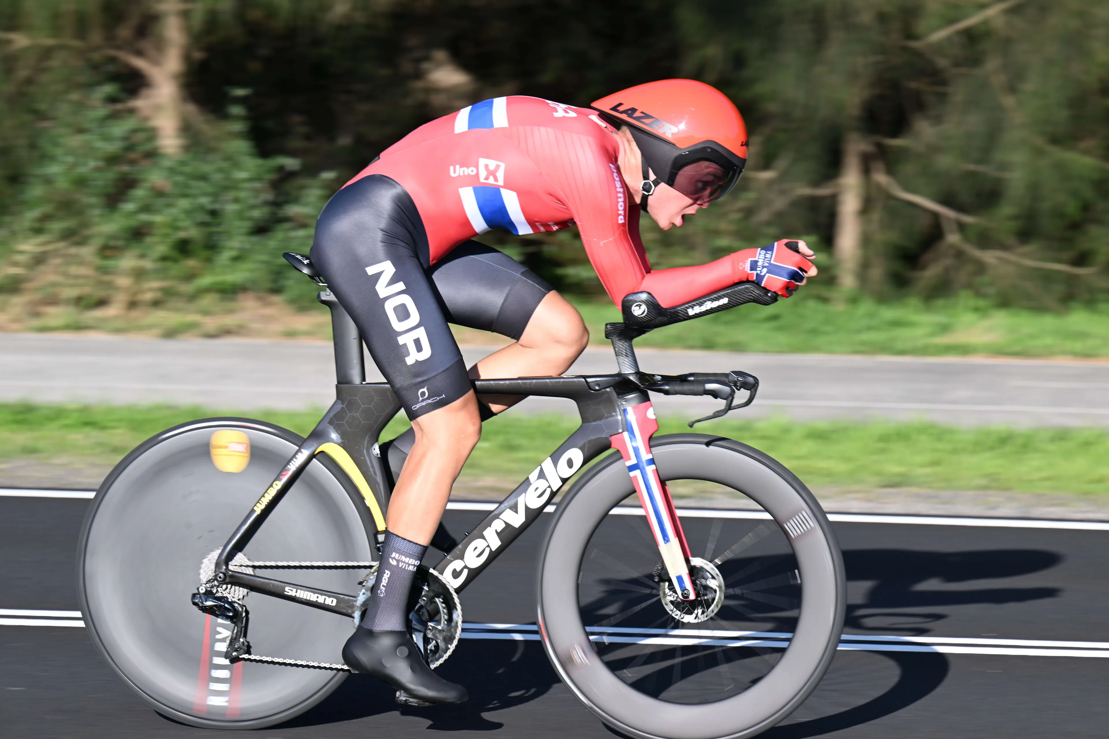 Tobias Foss leaves peloton in absolute shock with maiden win at Time-Trial World Championships