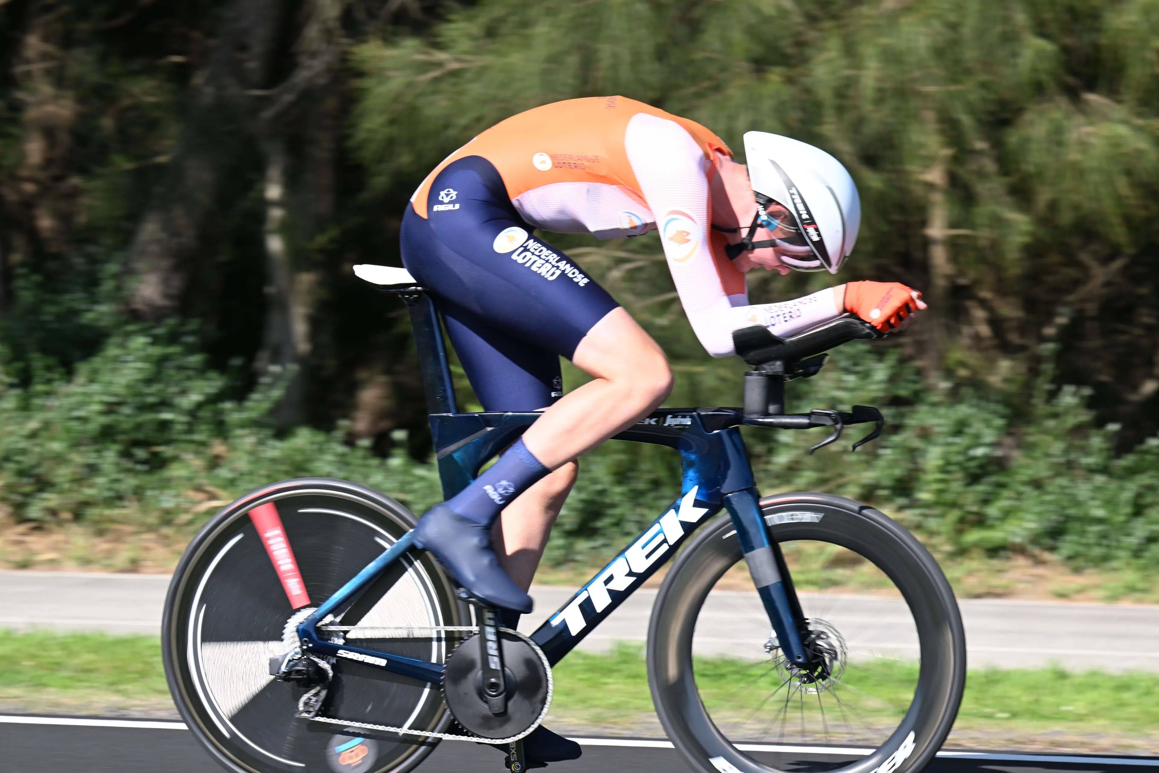 “It was my own fault, that sucks" - Disappointing performance from the Netherlands not helped by Daan Hoole crash