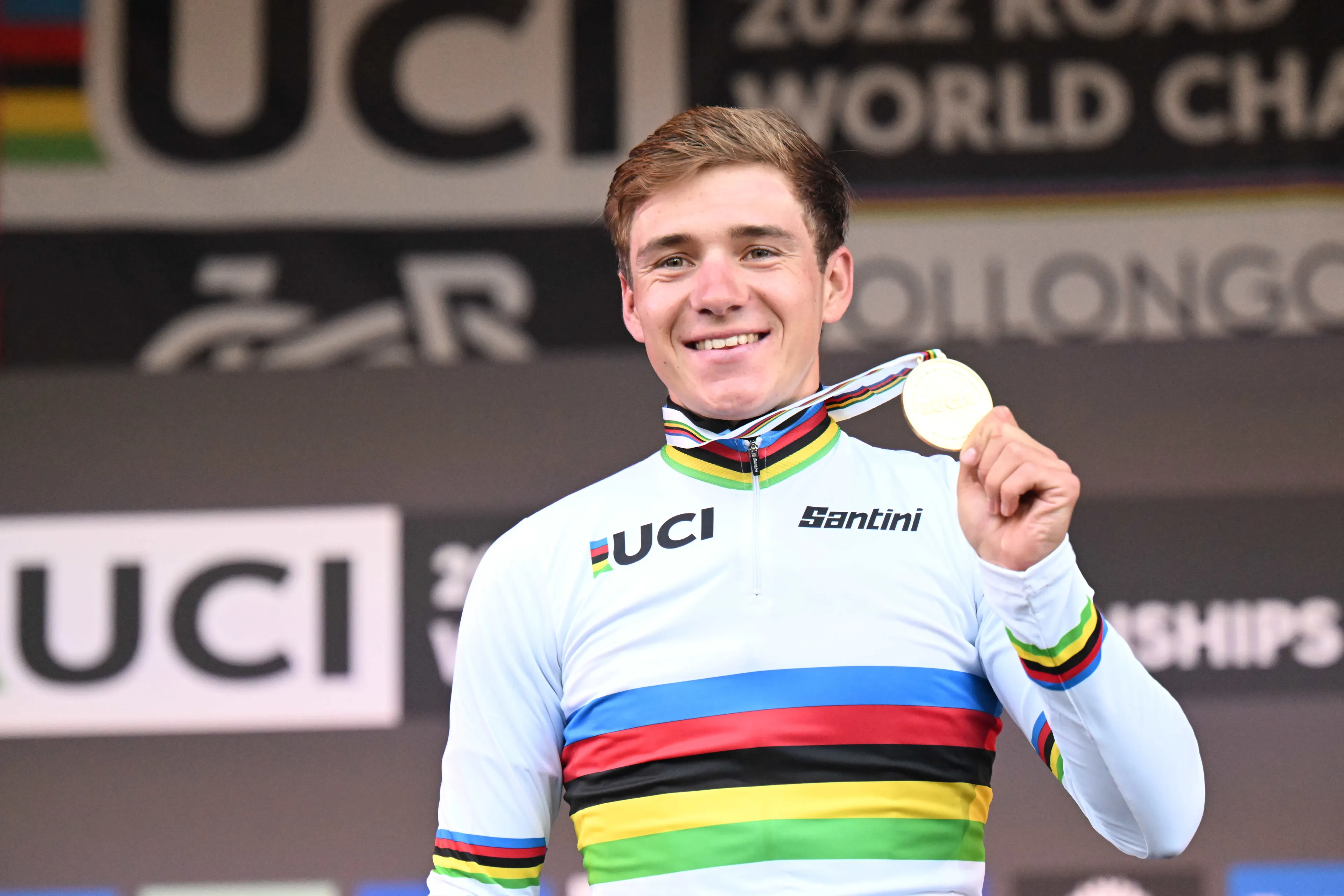 Remco Evenepoel wins World Championships time-trial; Filippo Ganna and Joshua Tarling complete podium
