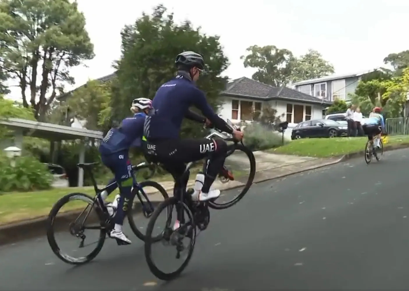 Video: Tadej Pogacar wheelies up World Championships main climb, Mount Pleasant