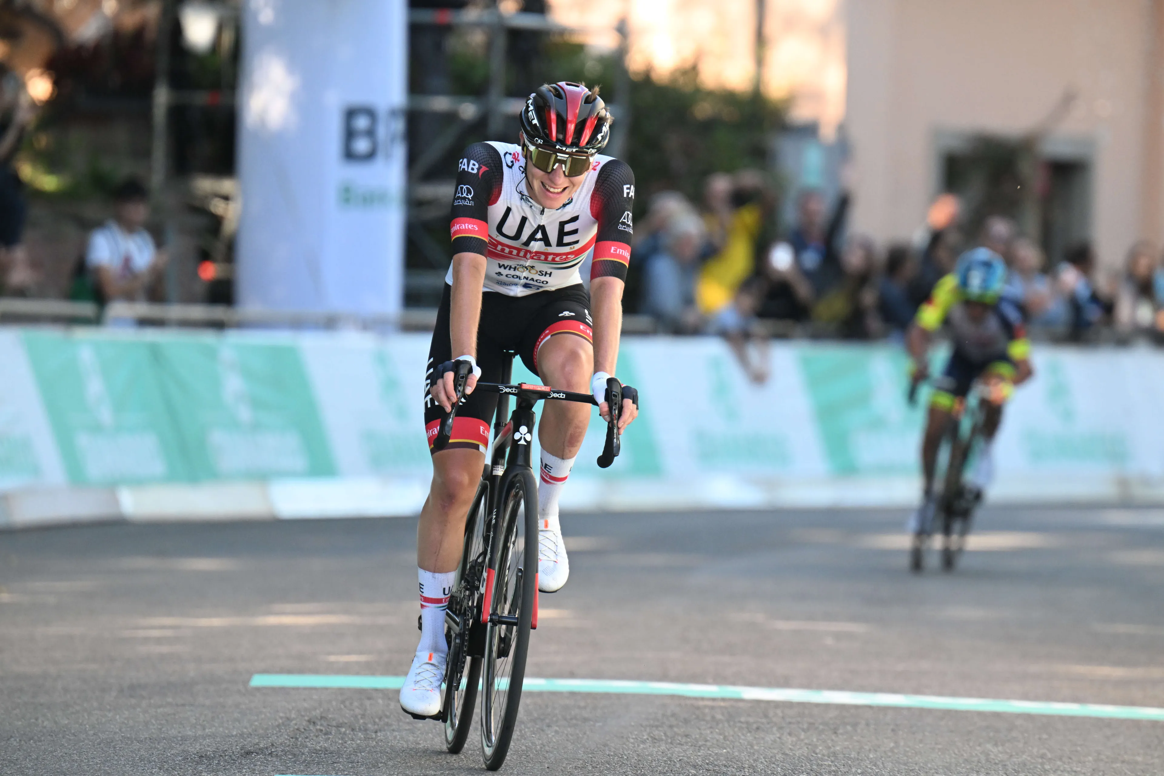 Pogacar inaugurates new Colnago store in the UAE