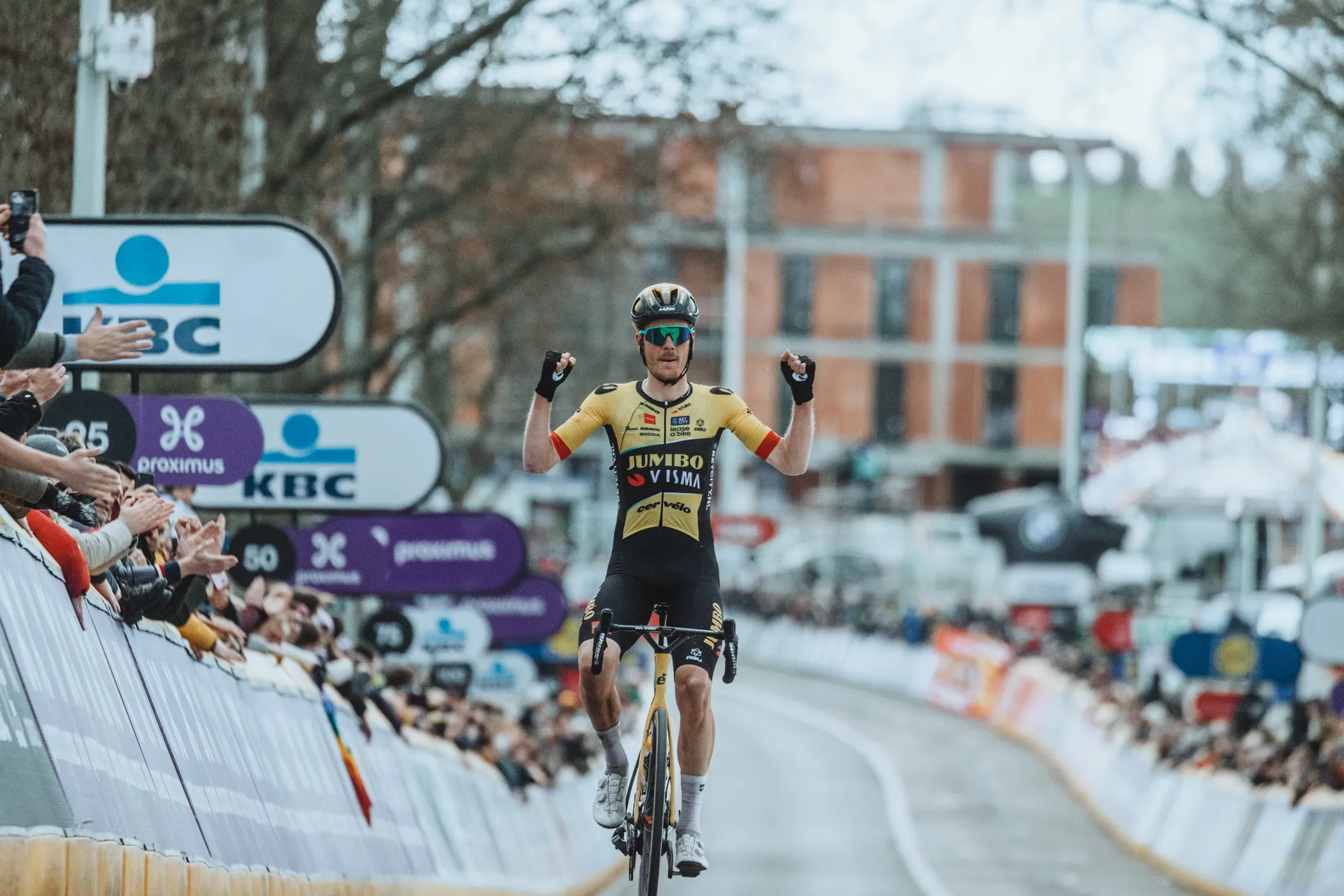 No Dylan van Baarle for Tour of Flanders, Jumbo-Visma reveal lineup with Wout van Aert, Christophe Laporte and Tiesj Benoot at the helm