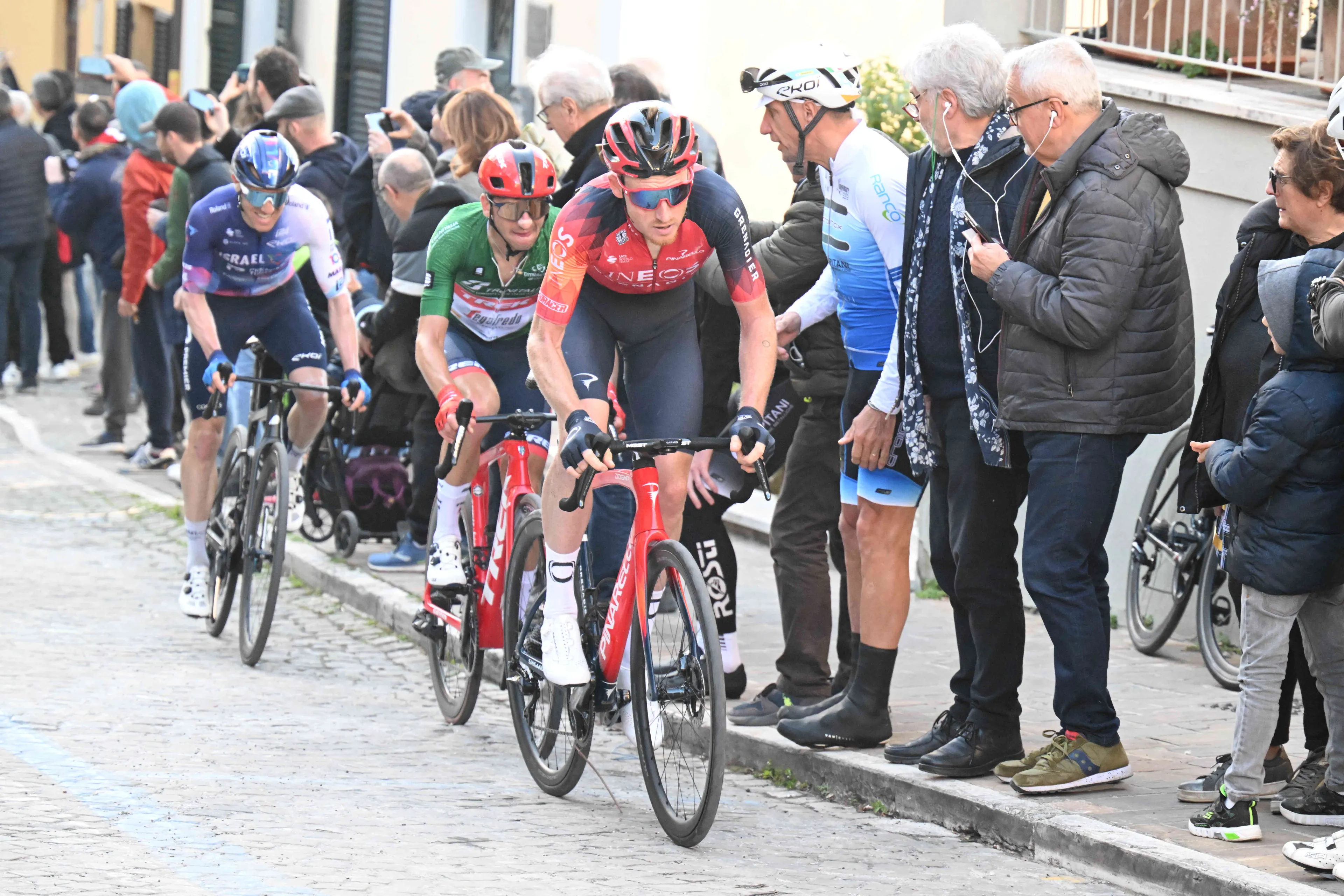 "I would have been very happy if they had told me this before the race" - Tao Geoghegan Hart thriving as form returns and injuries stay absent