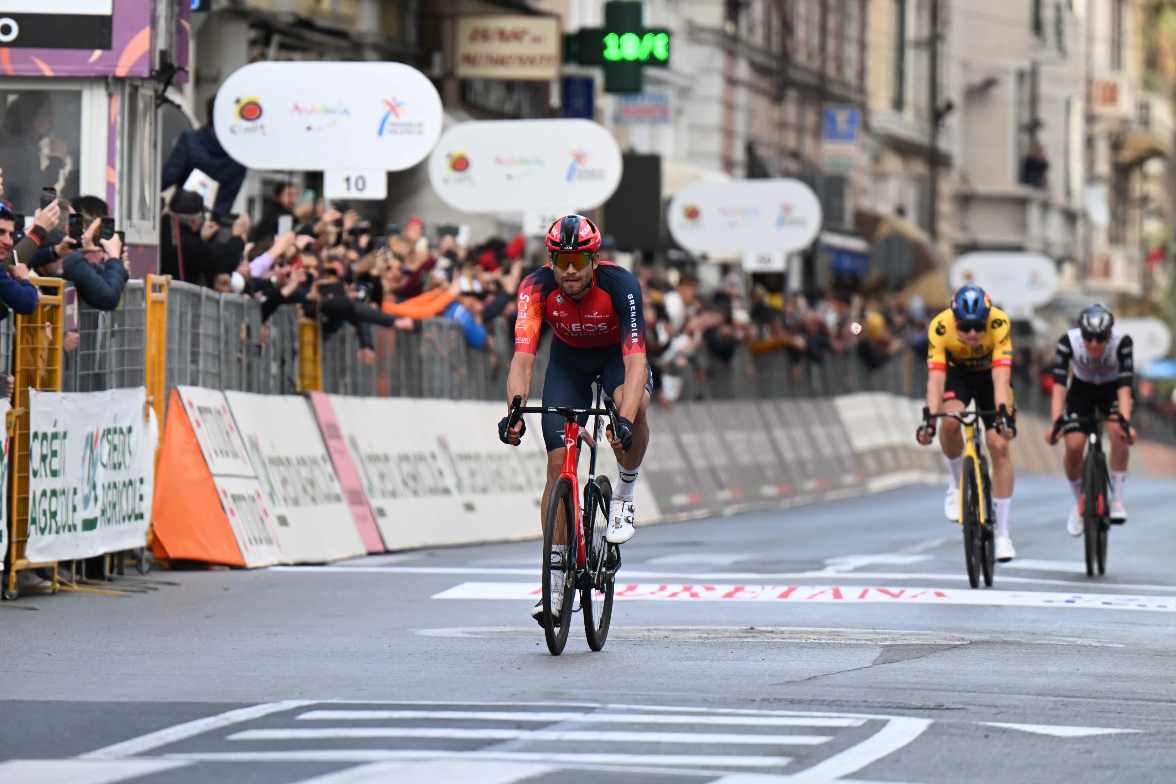 Filippo Ganna the big revelation of Milano-Sanremo: "I'm a little disappointed with second place, but I'm happy"