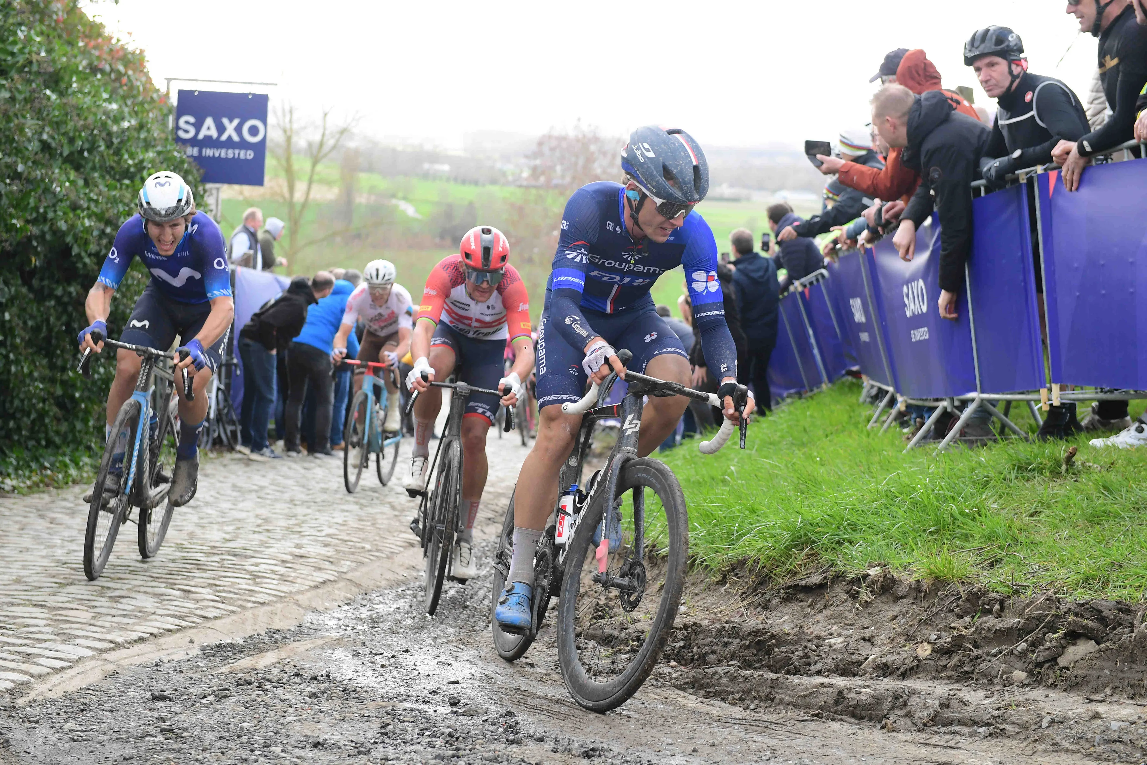Valentin Madouas becomes new French national champion as heat makes for horrific day on the bike