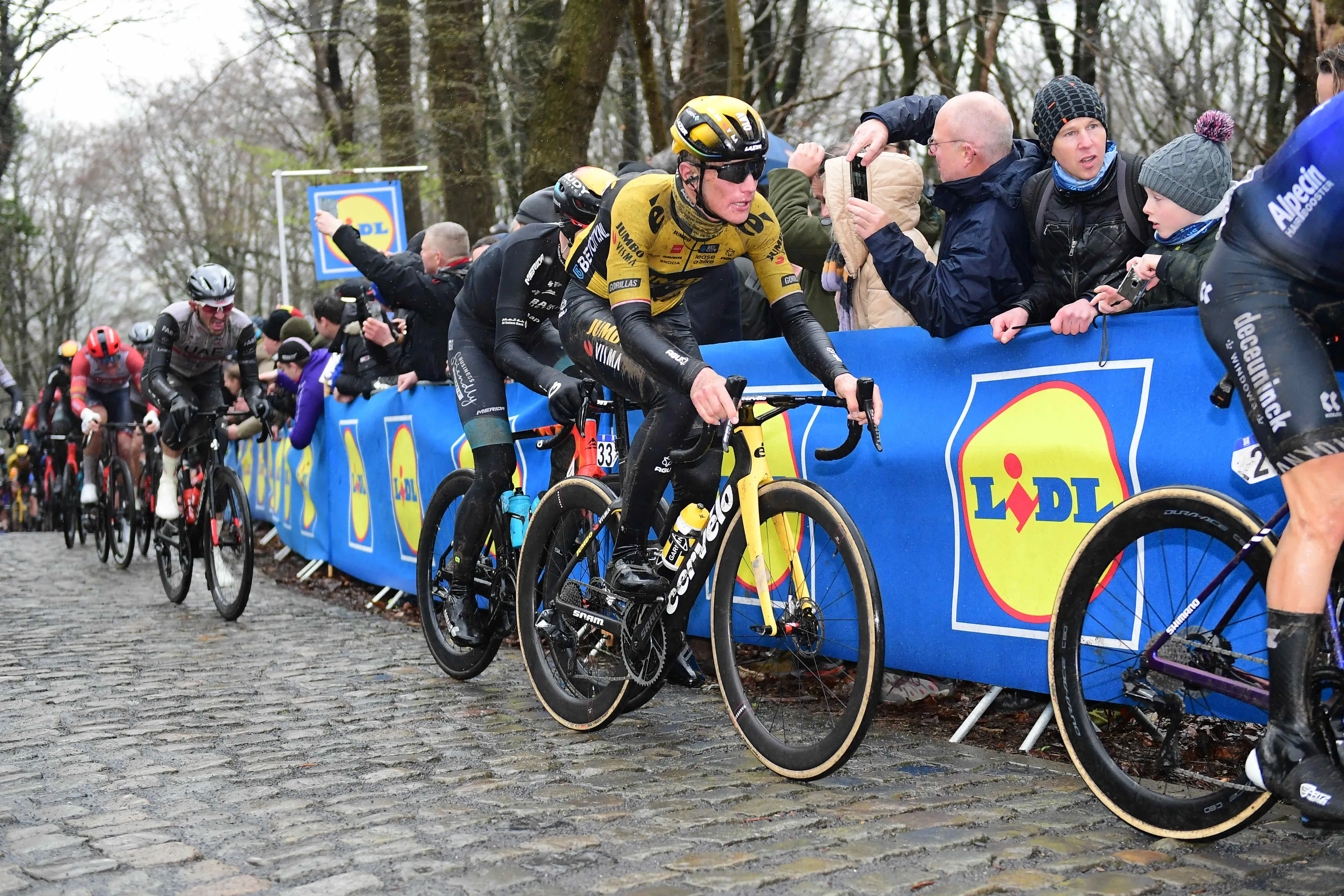 "It is always better to race with Wout than against him" - Olav Kooij is not afraid of bigger names on the start of European Championships