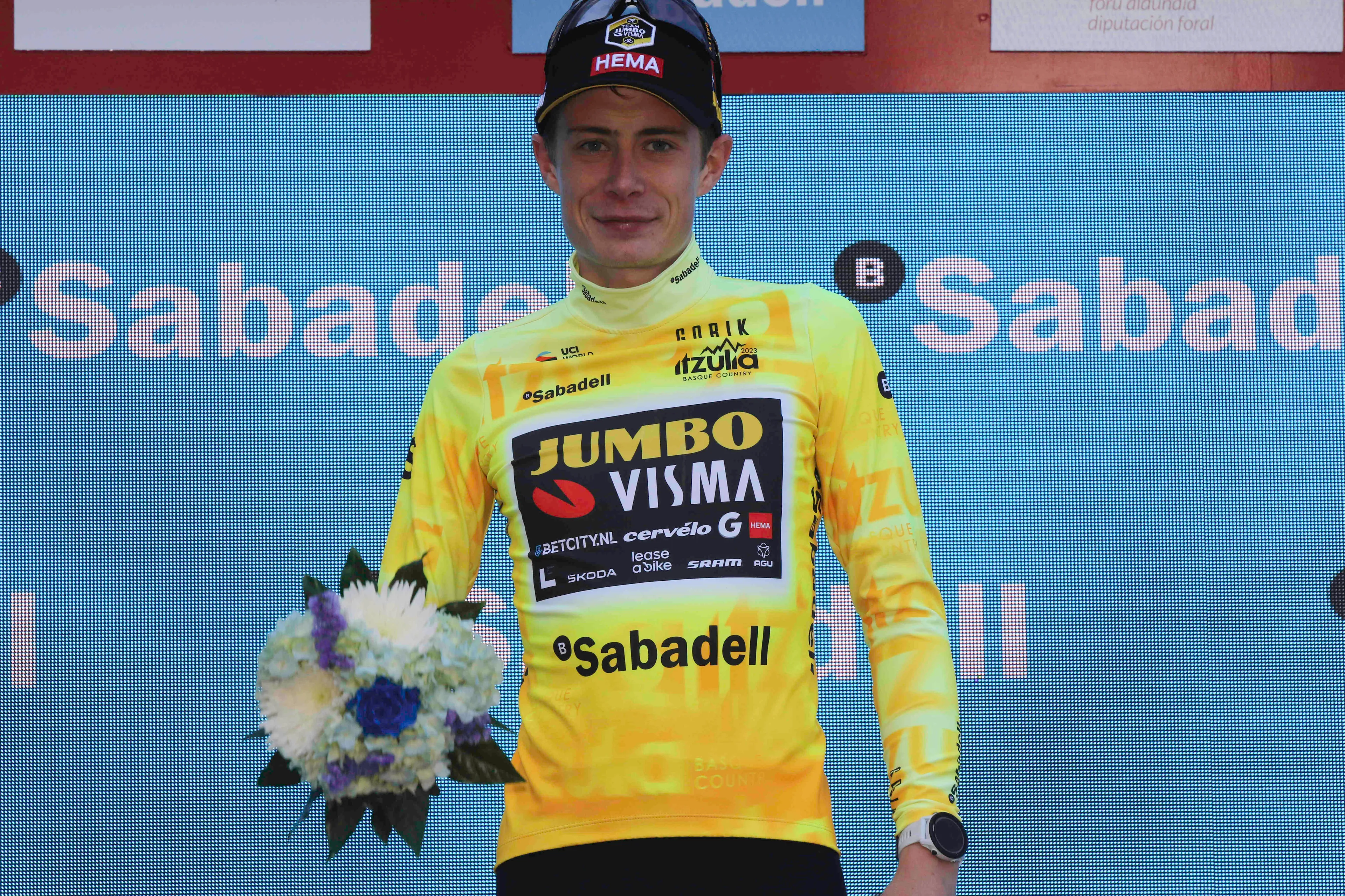 "It's always a big mess, the last stage here" - Jonas Vingegaard ready to defend lead on final day of Itzulia Basque Country