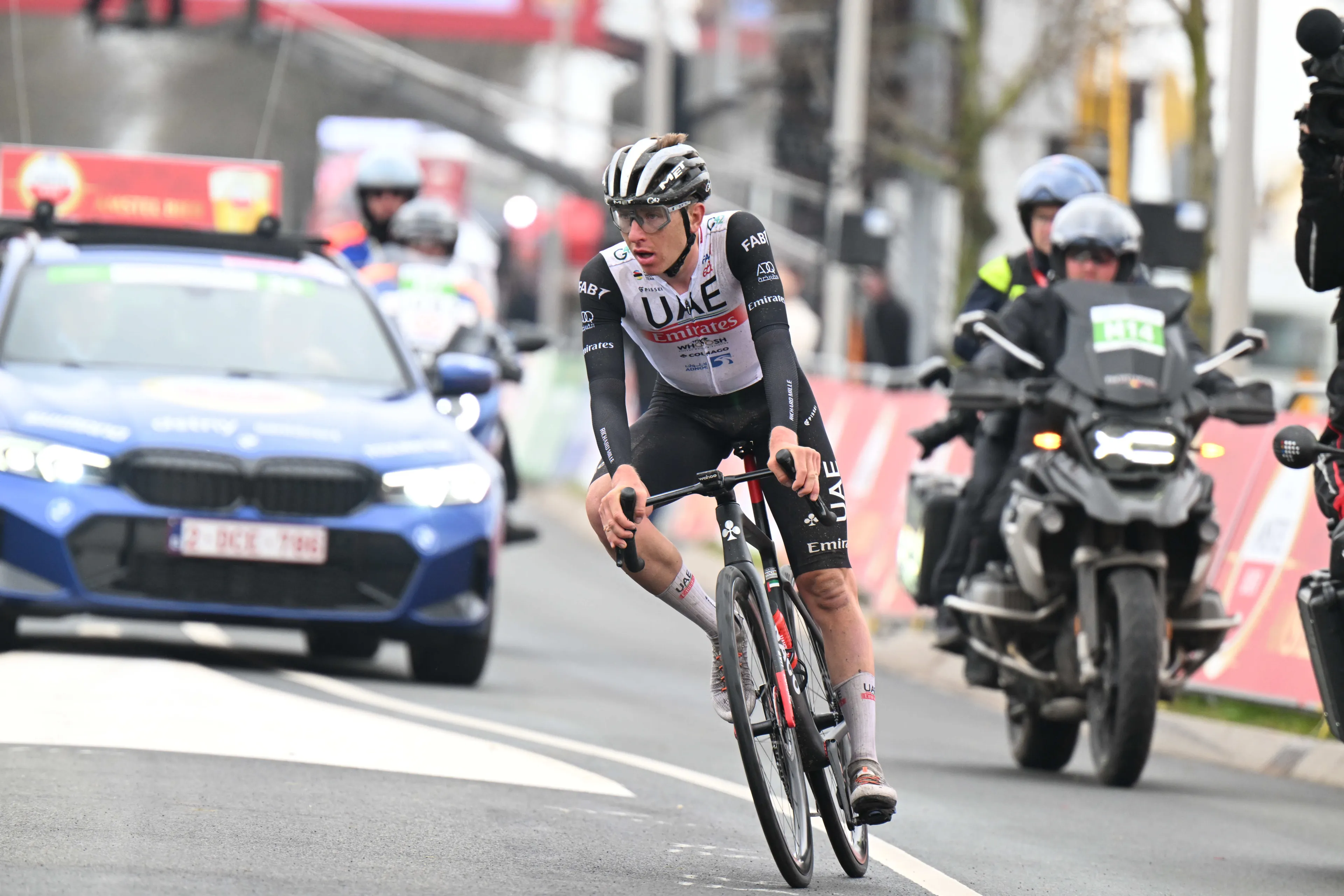 "I felt good, but that was my mistake of the day" - Tadej Pogacar regrets attacking early on final climb of Giro dell'Emilia