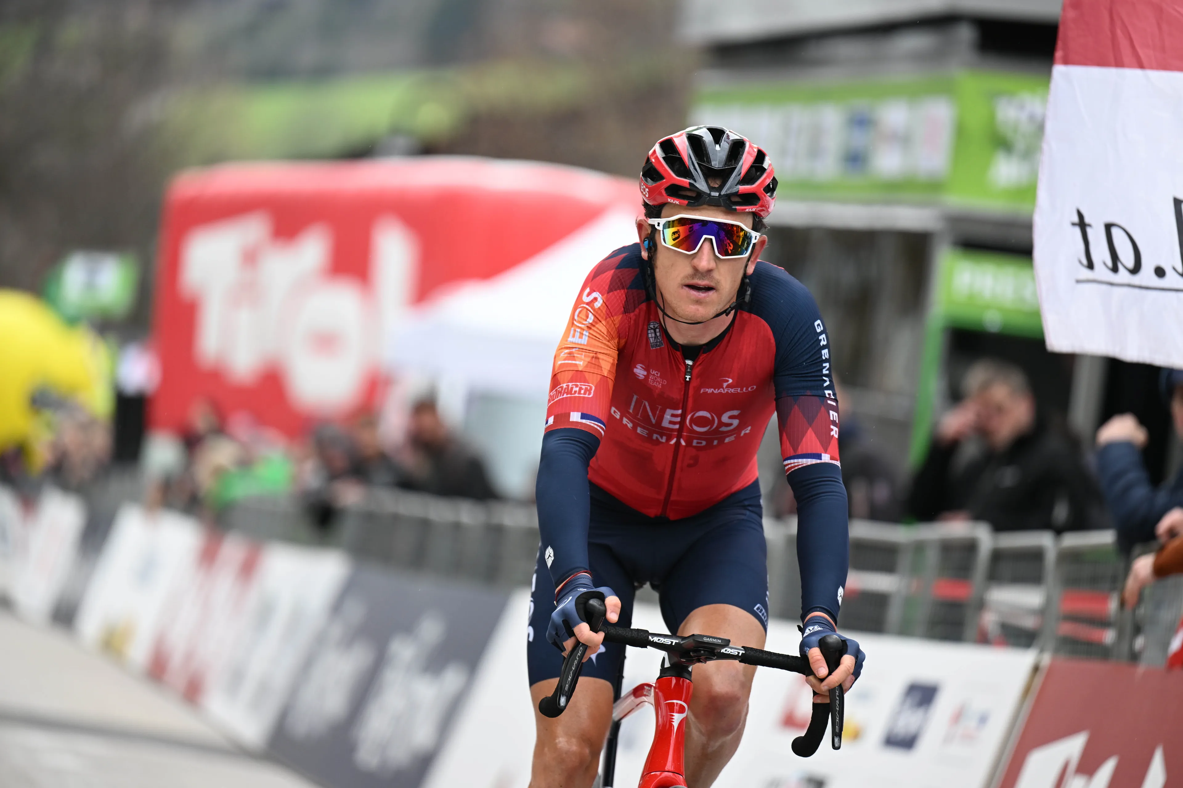 "Broken" Geraint Thomas admits "I could only finish half a beer" in post-Giro celebrations