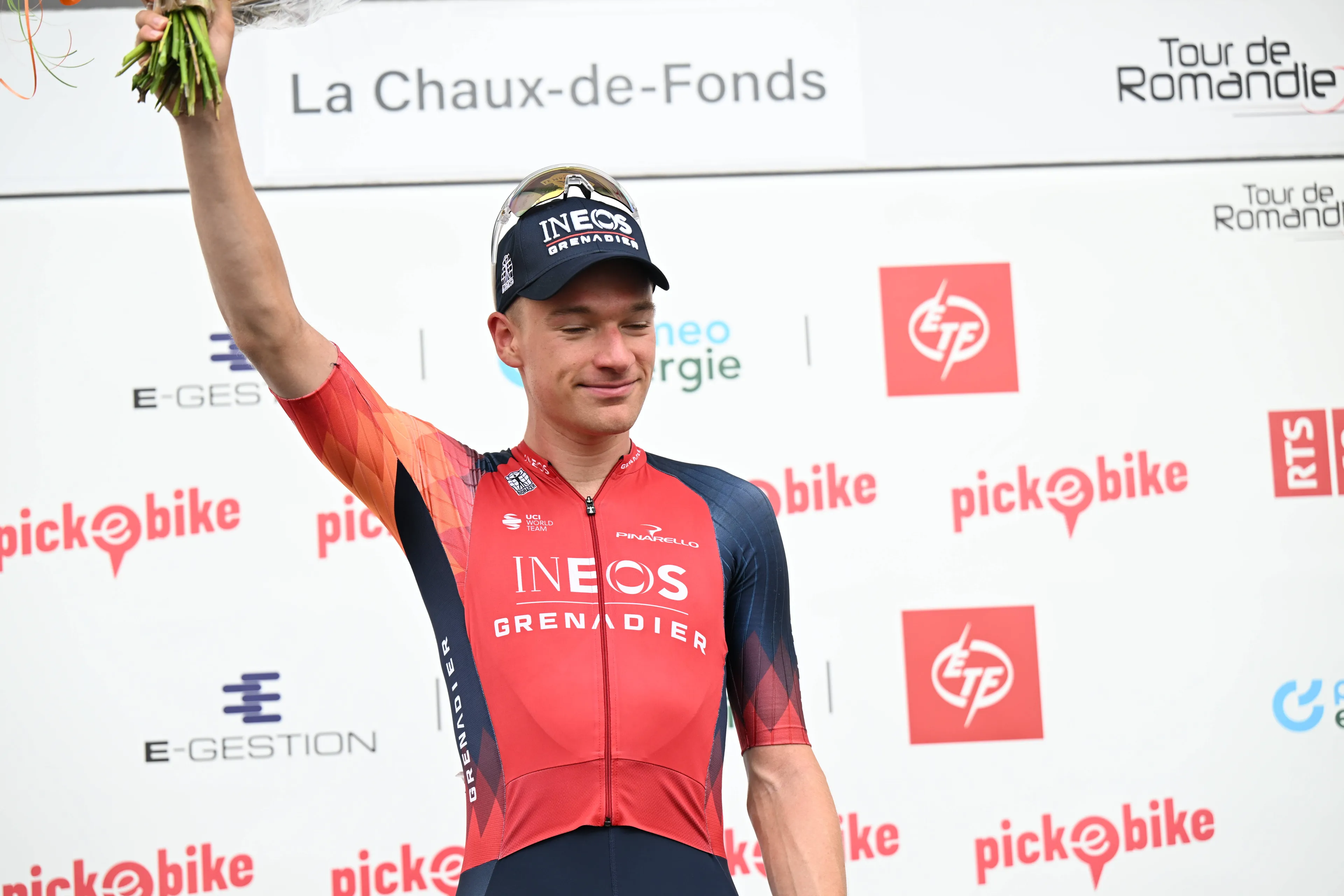 Ethan Hayter abandons the Critérium du Dauphiné after multiple early crashes