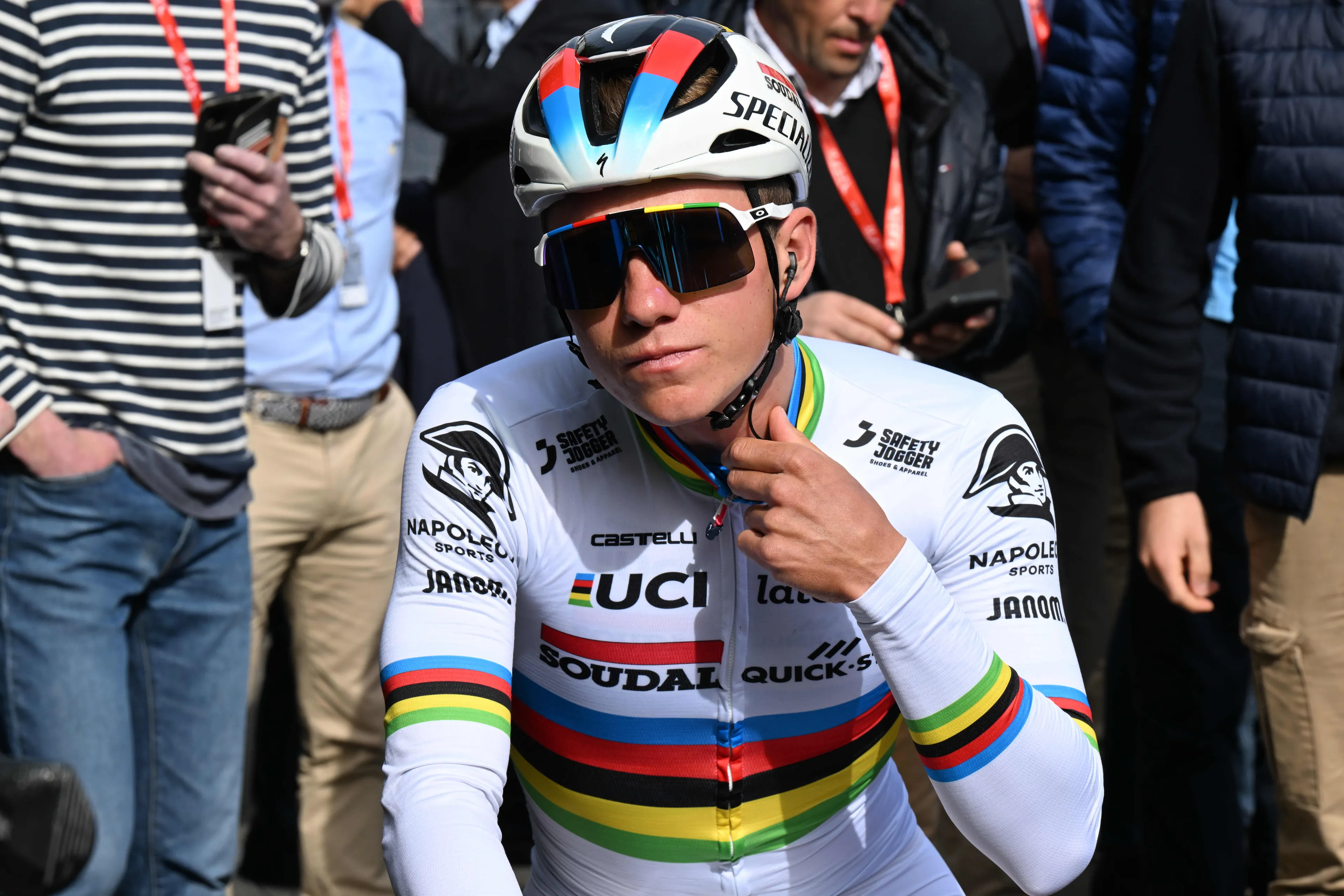 Contador doesn't think Remco Evenepoel has a great team in the Giro: "I think Soudal Quick-Step is going to have a hard time controlling the race".