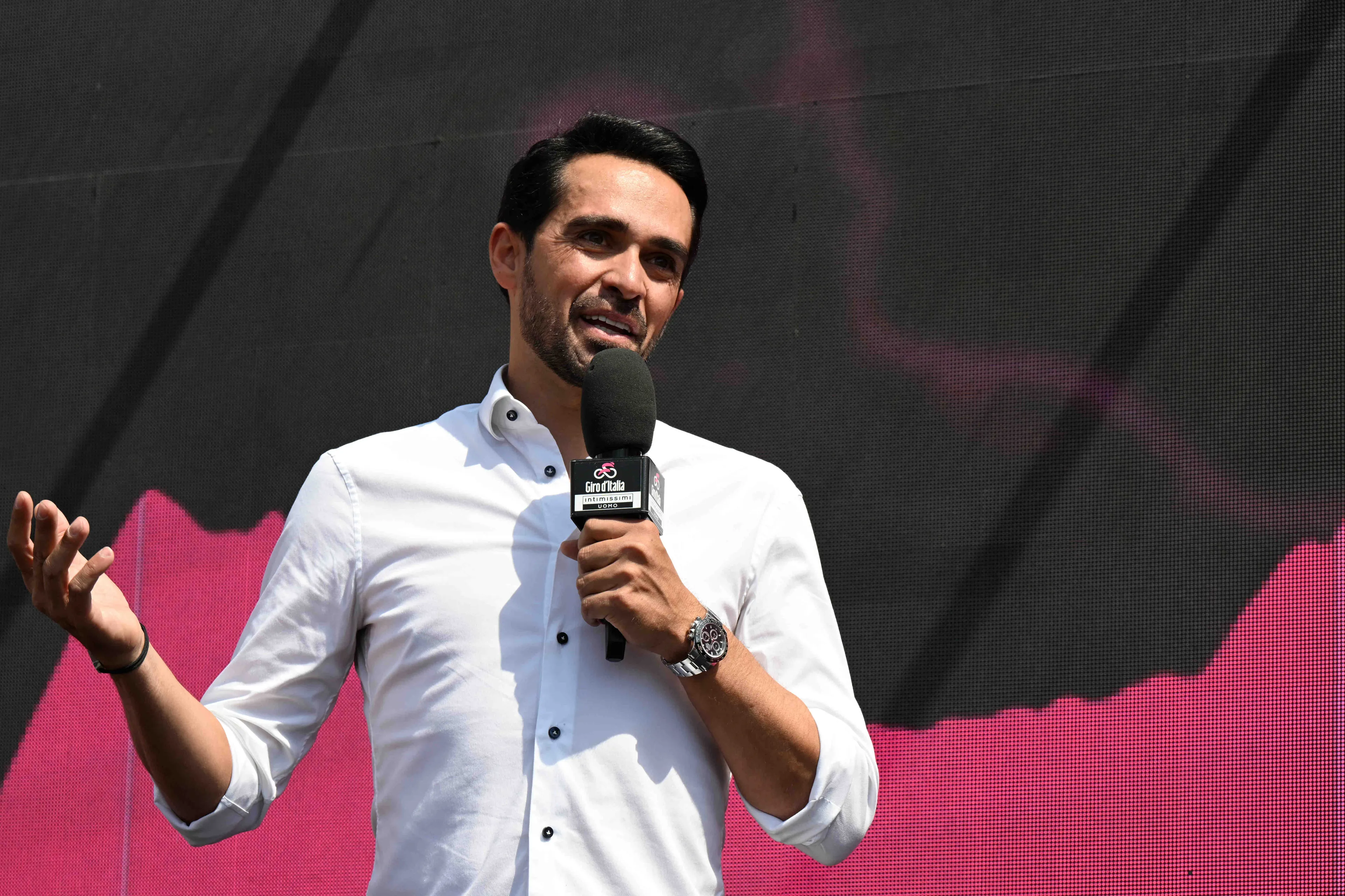 "My idol would be Tadej Pogacar" - Alberto Contador talks idol, Juan Ayuso and 2024 Tour de France