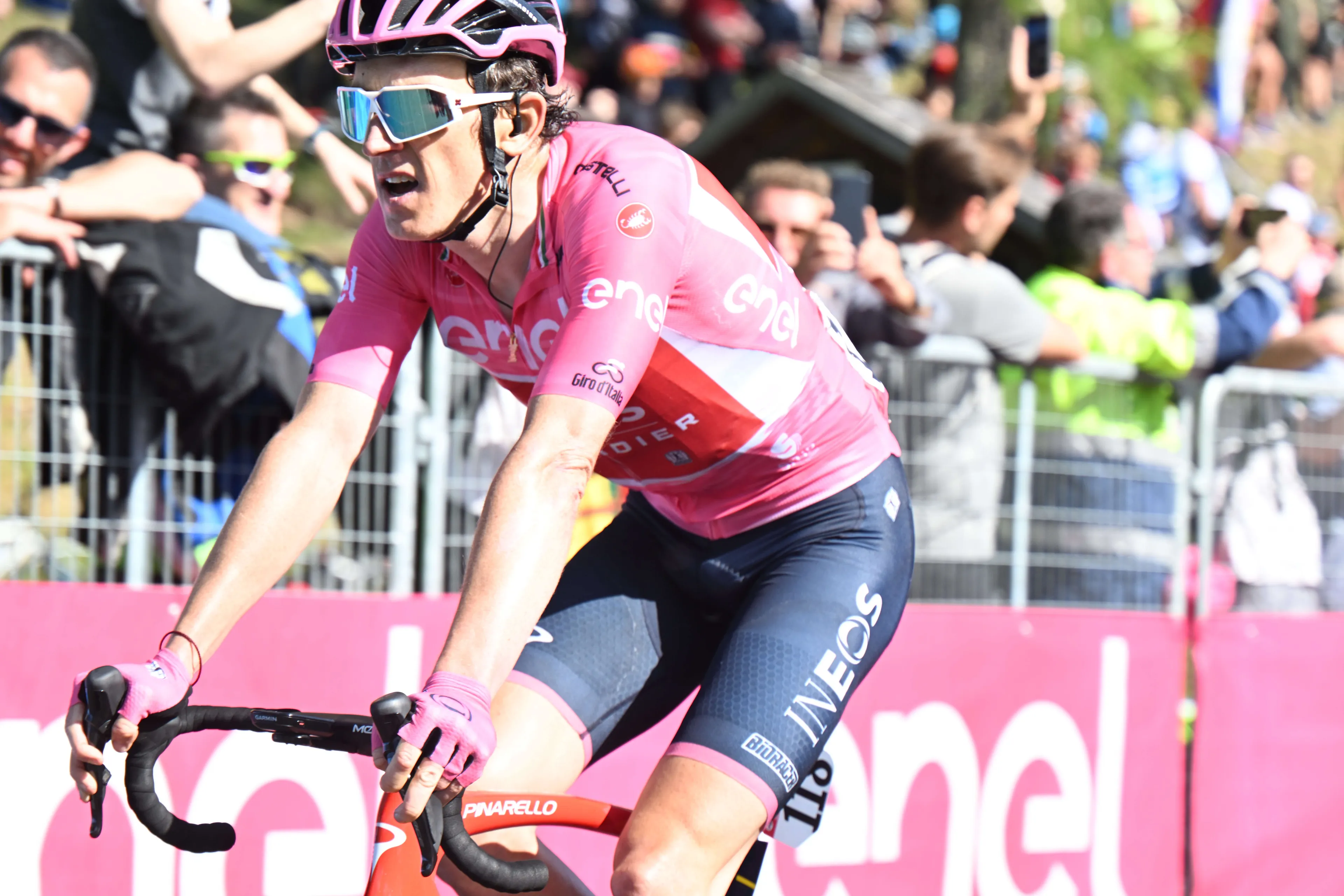 "I felt pretty good today and I was in control" - Geraint Thomas increases lead at the Giro d'Italia and survives Roglic pressure