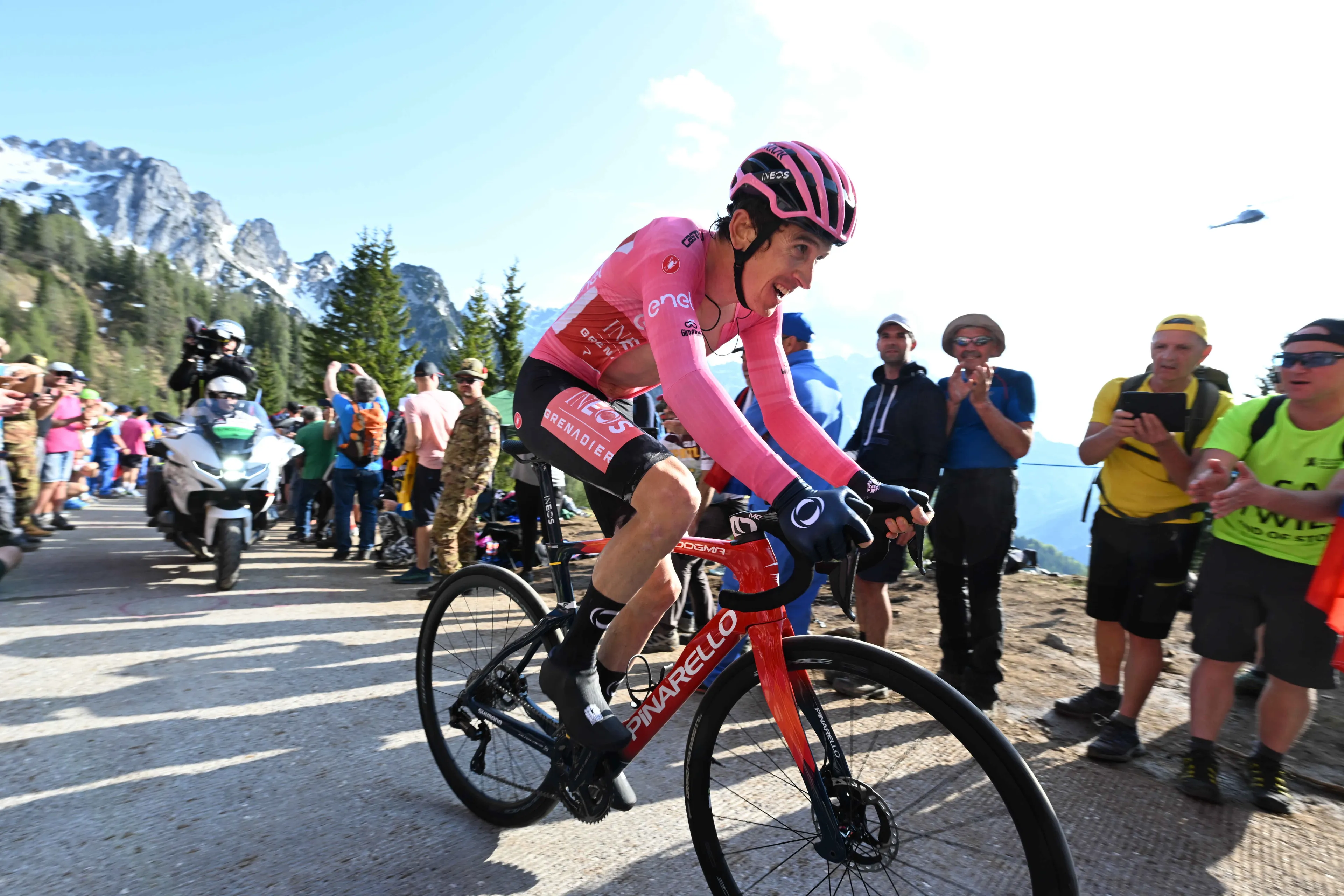 Jose de Cauwer questions why INEOS didn't use the fact they had three riders in the top 10 to their advantage - "They completely assumed that Thomas would win"