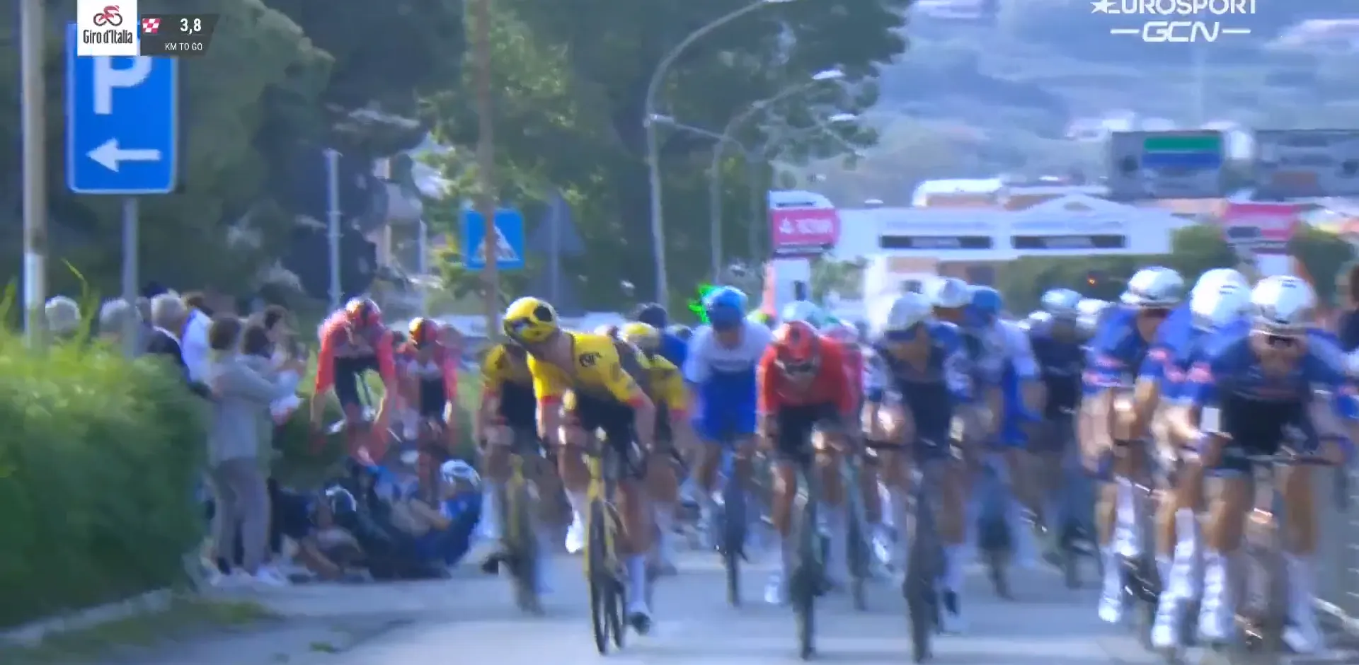 VIDEO: Crash that ended Mark Cavendish and others hopes of stage win at the Giro d'Italia