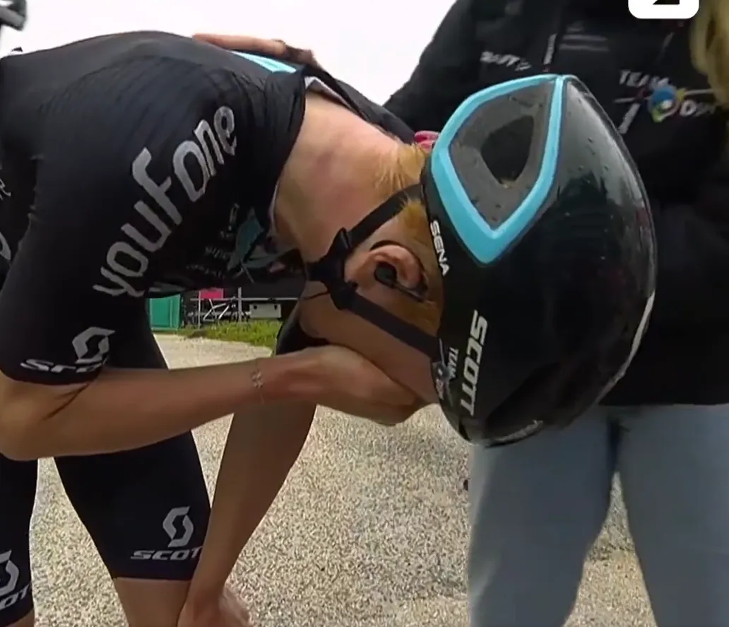 VIDEO: Emotional Andreas Leknessund breaks down in tears after taking overall lead of the Giro d'Italia following stage 4