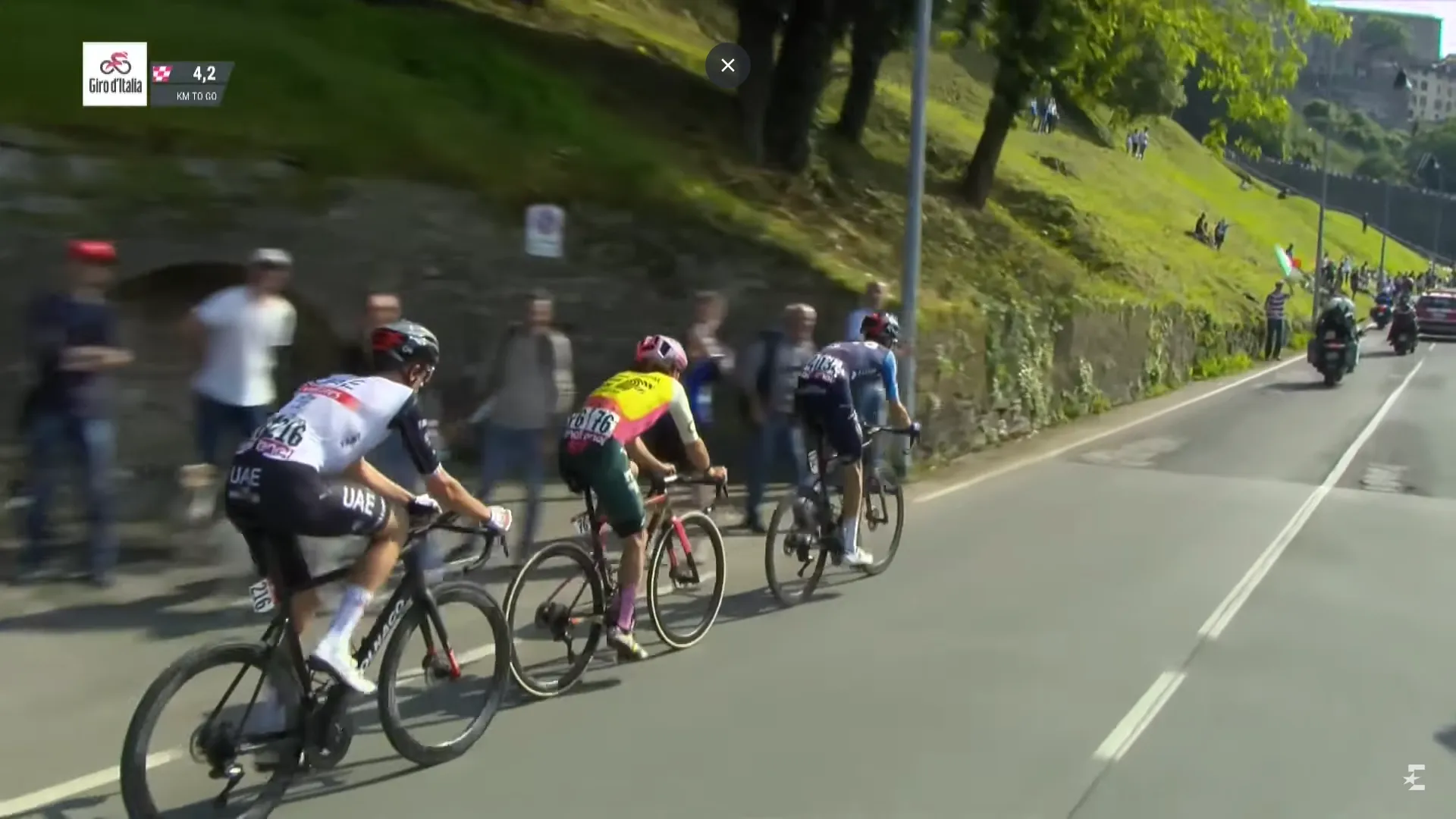 VIDEO: Giro d'Italia 2023 stage 15 highlights