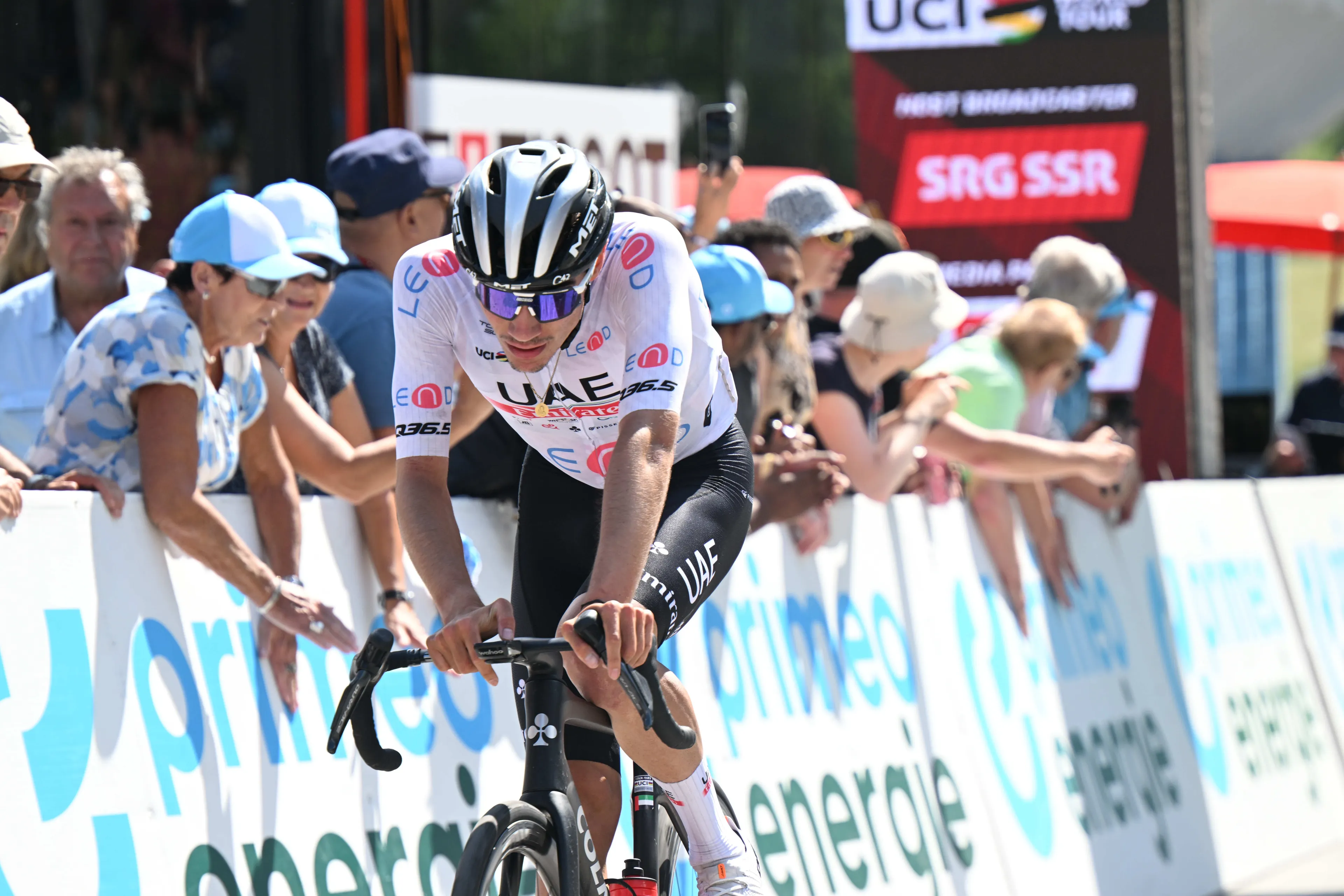 Juan Ayuso, before the queen stage of the Tour de Suisse: "I hope to go better than yesterday and be with the best"