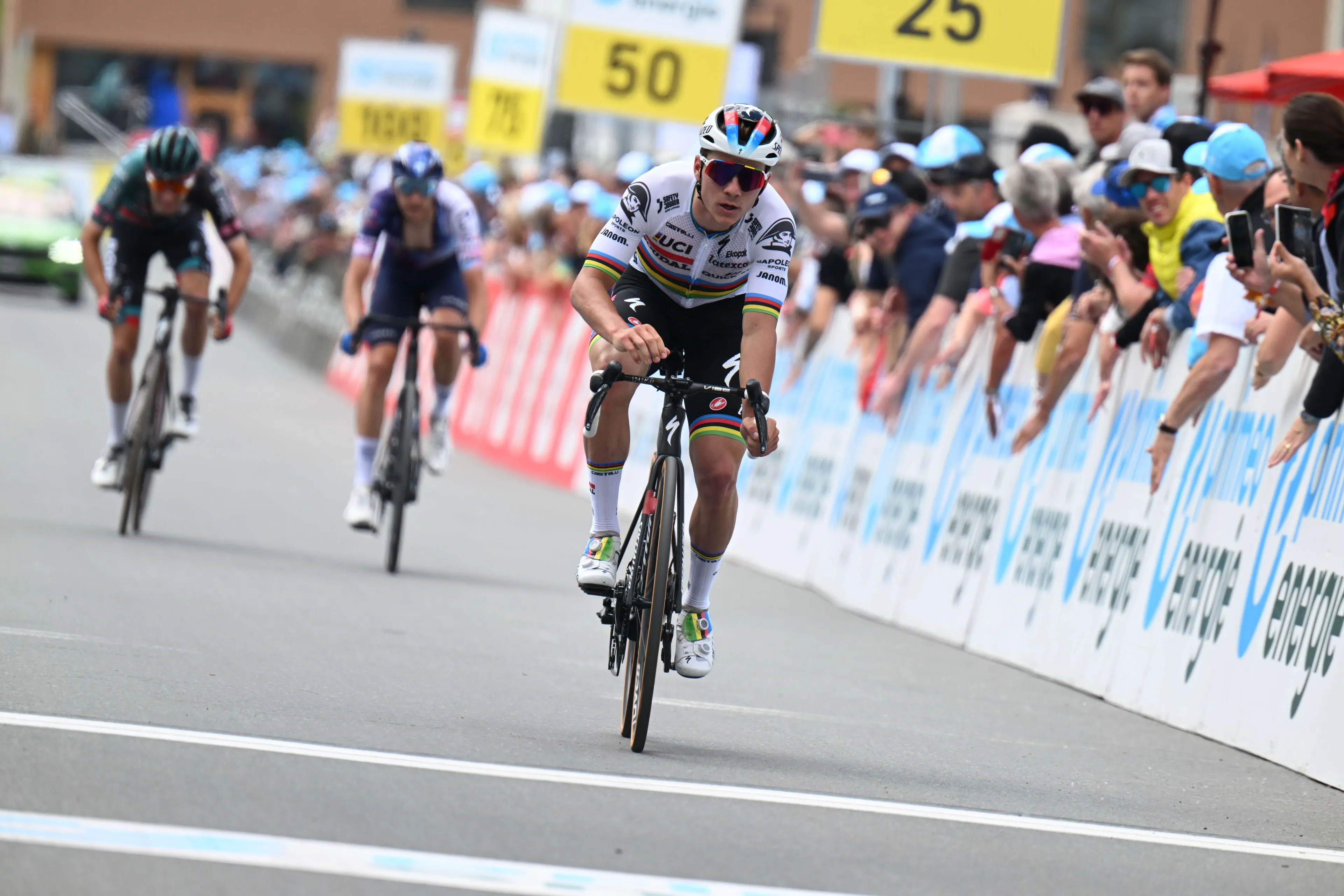"You can't expect everything after you've trained for only nine days" - Remco Evenepoel loses more time at the Tour de Suisse